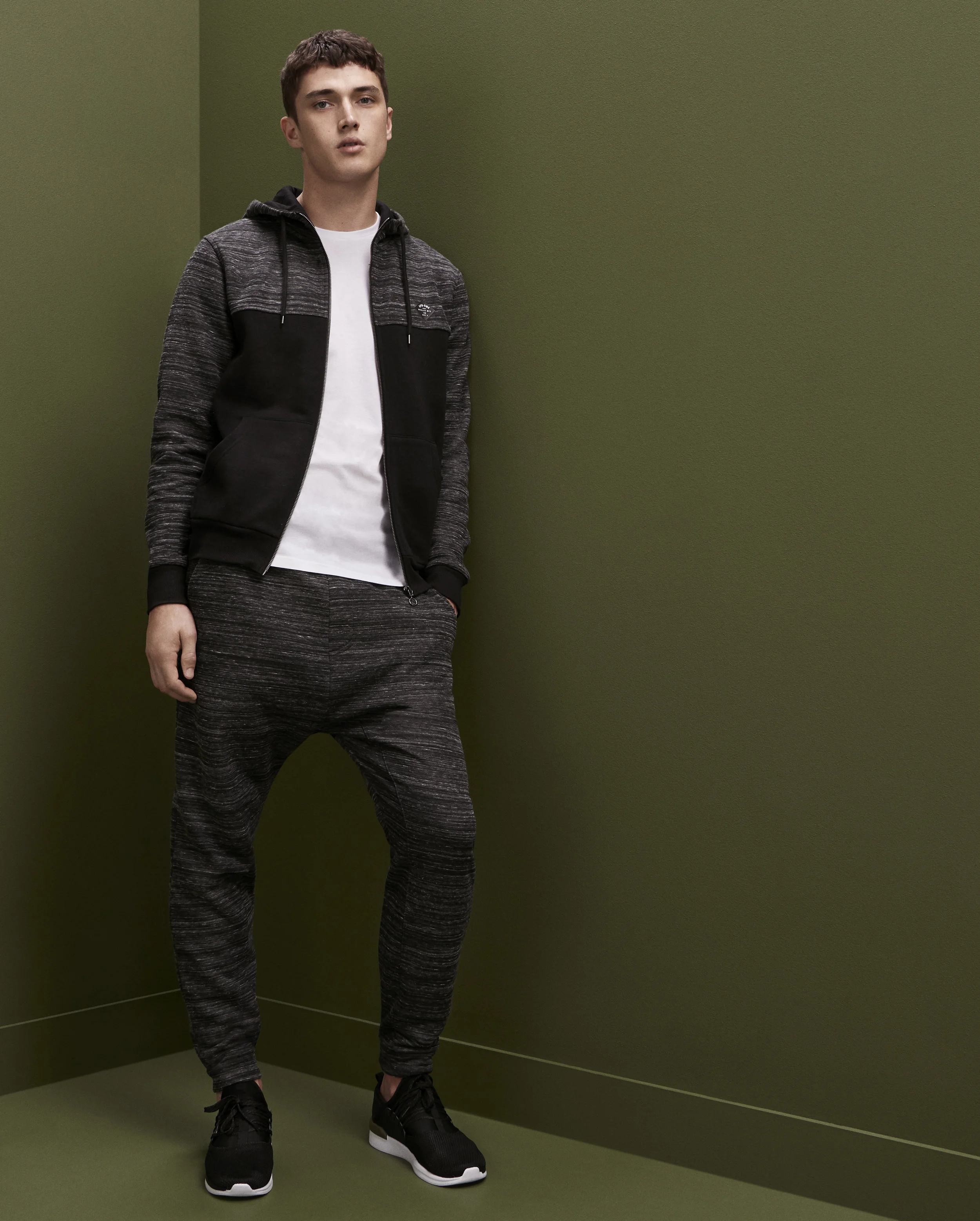 170716_JW_Primark_NV Winter_DBO_D6_SPACEDYEJOGGER_017.jpg