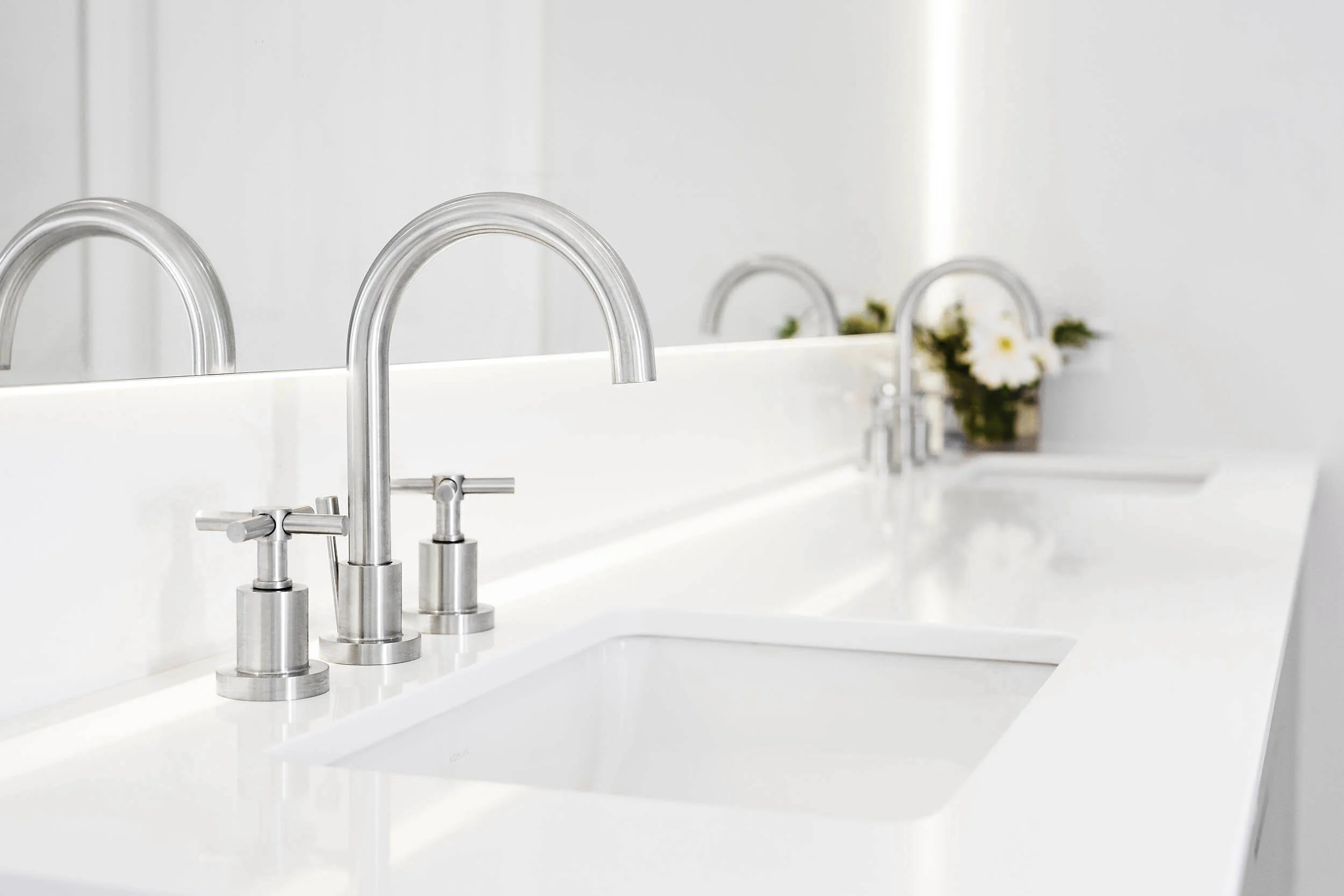 Modern Bathroom Toronto Interior Photographer