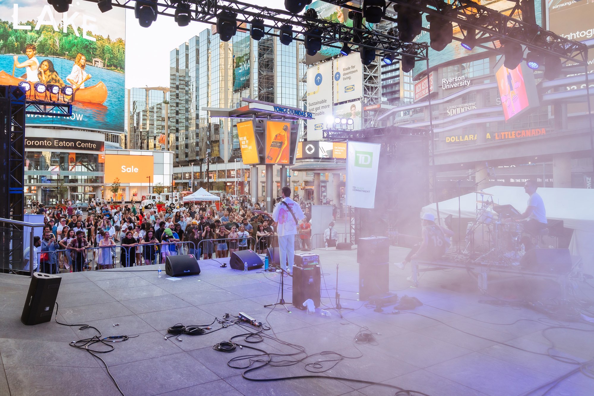 Creative Outdoor Event Photography Toronto