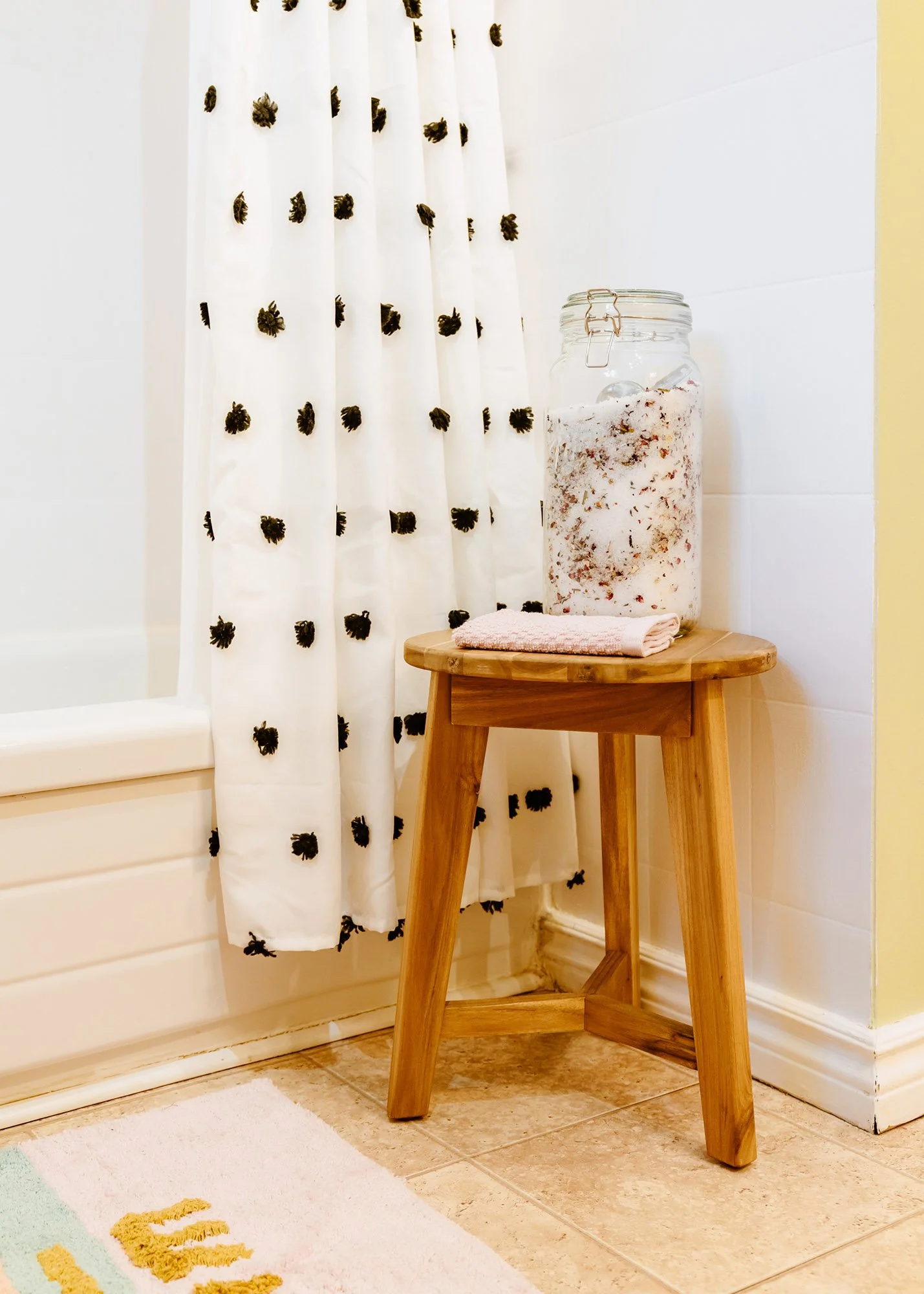 Interior photography of bright, colourful bathroom by Worker Bee Supply.