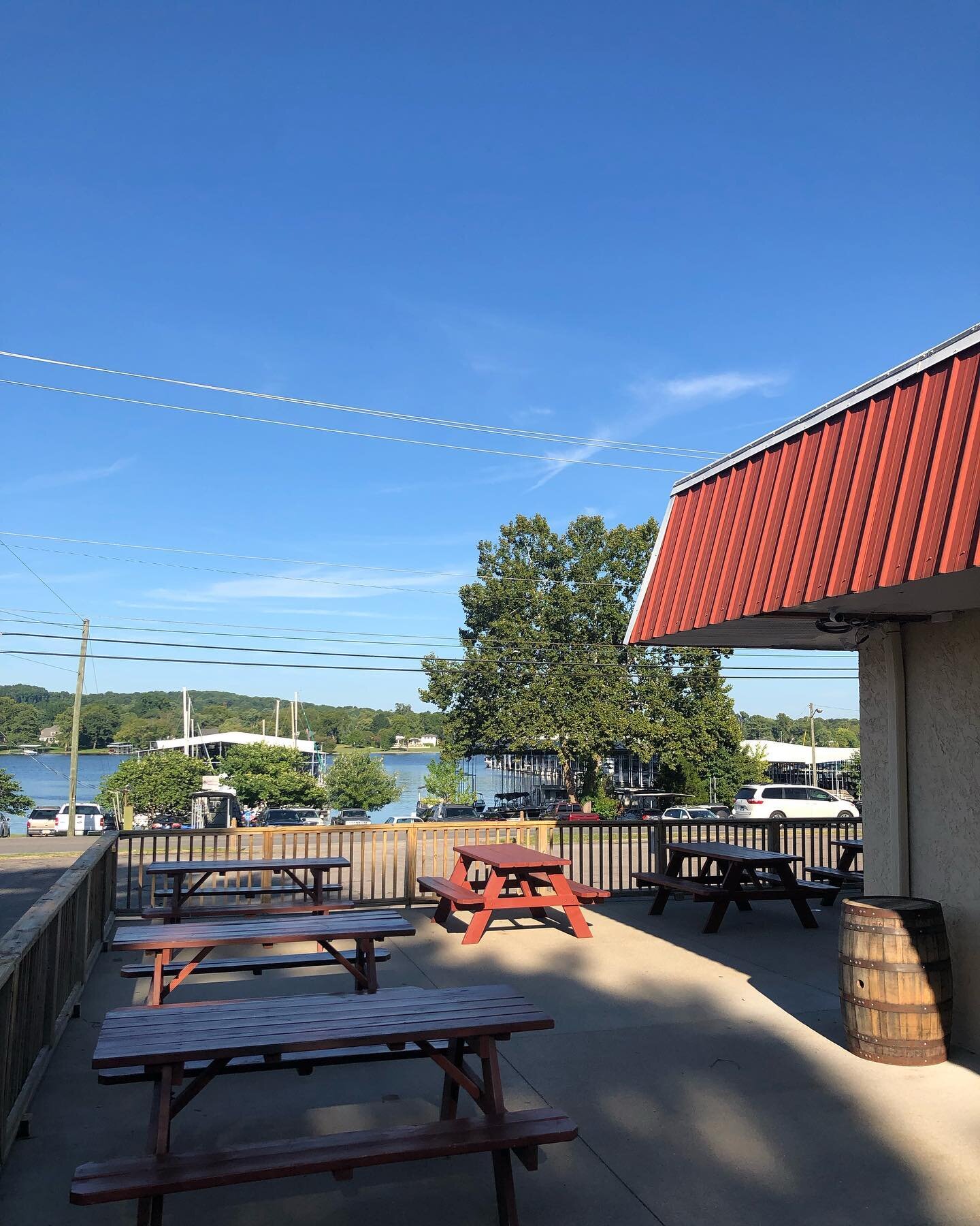 The picnic tables are in and we&rsquo;re getting closer every day!! Can&rsquo;t wait to soft open with y&rsquo;all! 

#hendersonvilletn #sandersferry #hendersonvilletennessee