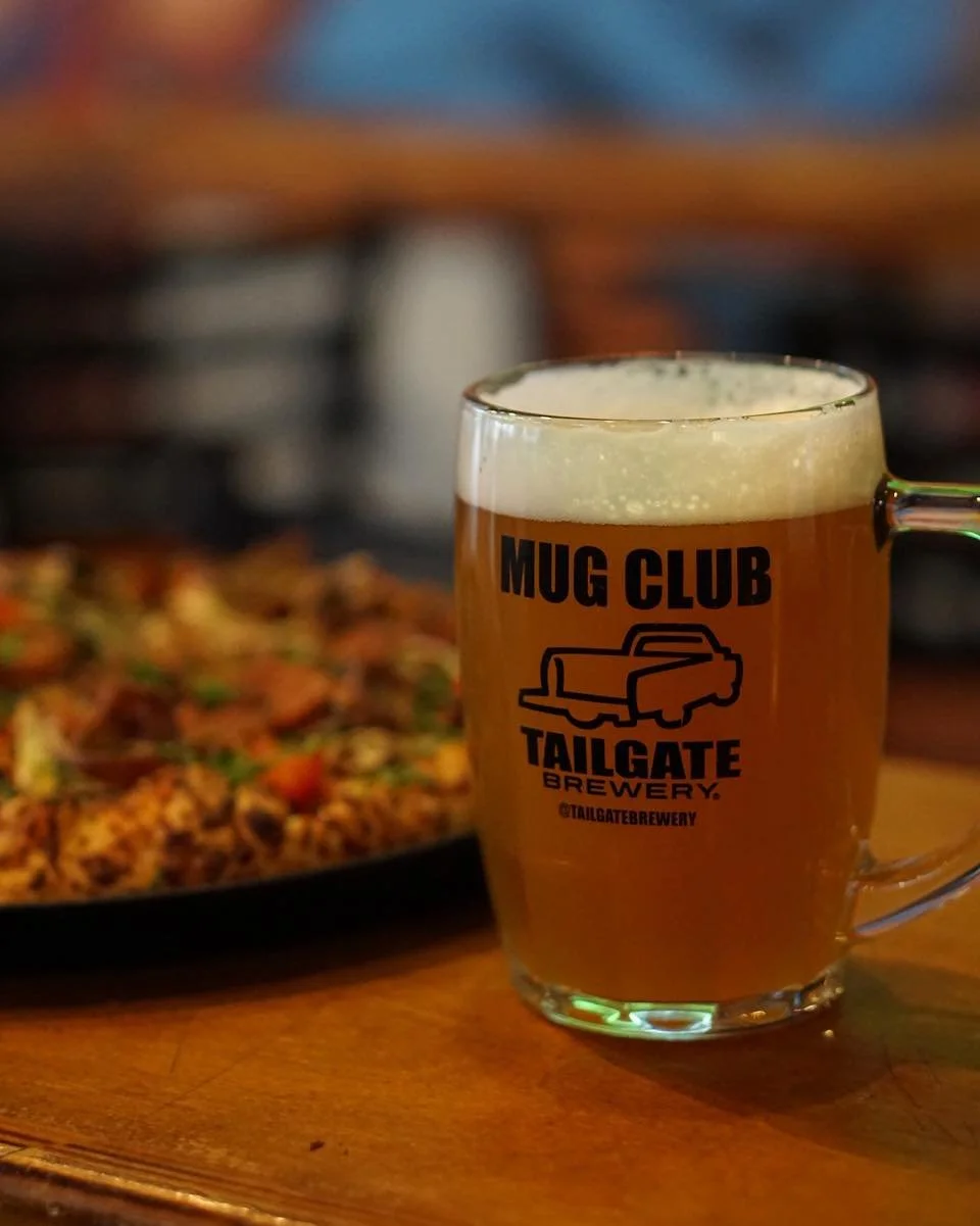 After all the excitement this weekend, we know just what you need. 👀 Social Hour kicks off from 2-5pm every weekday. Just $1 core beers to celebrate any wins and soothe any losses. Cheers!