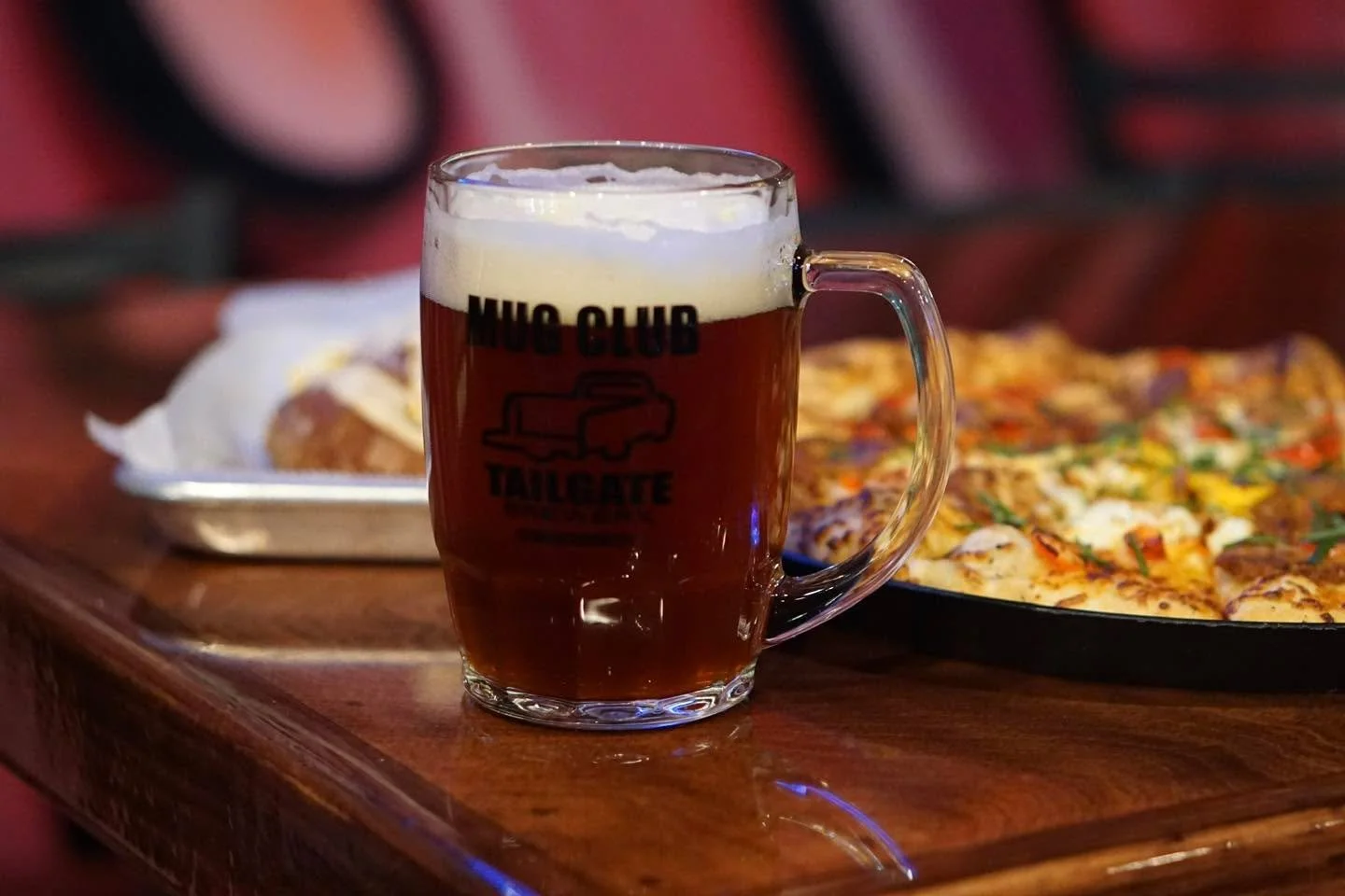 It&rsquo;s been a long week and we know just what you need. 👀 Social hour kicks off from 2-5pm every weekday. Just $1 core beers to roll you into that weekend. 🍺