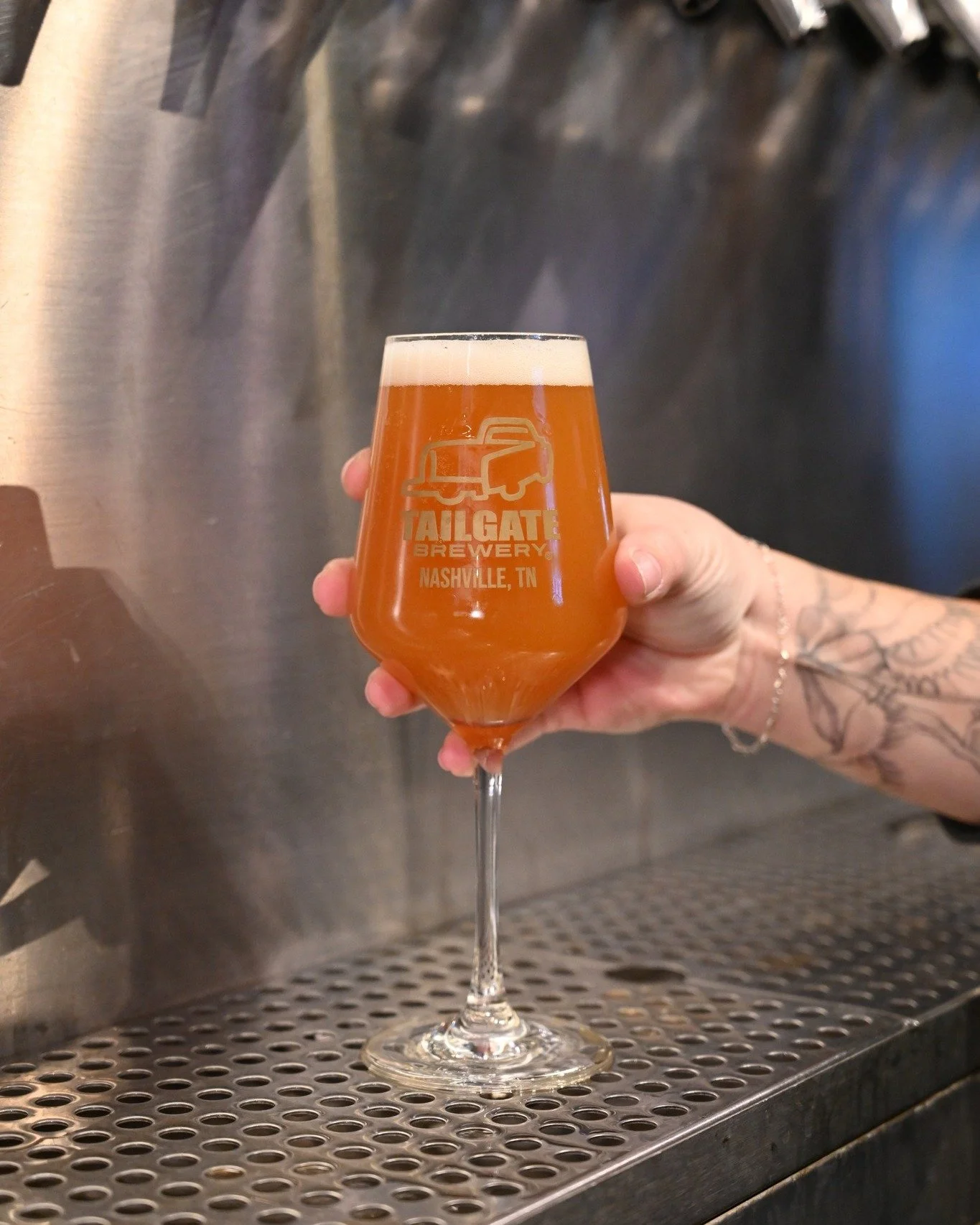 ❤ Happy Valentine's Day beer lovers! We'll see you tonight @ 7 for speed dating with our friends @jigsaw.dating! ❤