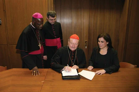Cardinal Gianfranco Ravasi, head of Pontifical Council for Culture with Dr. Robin Smith