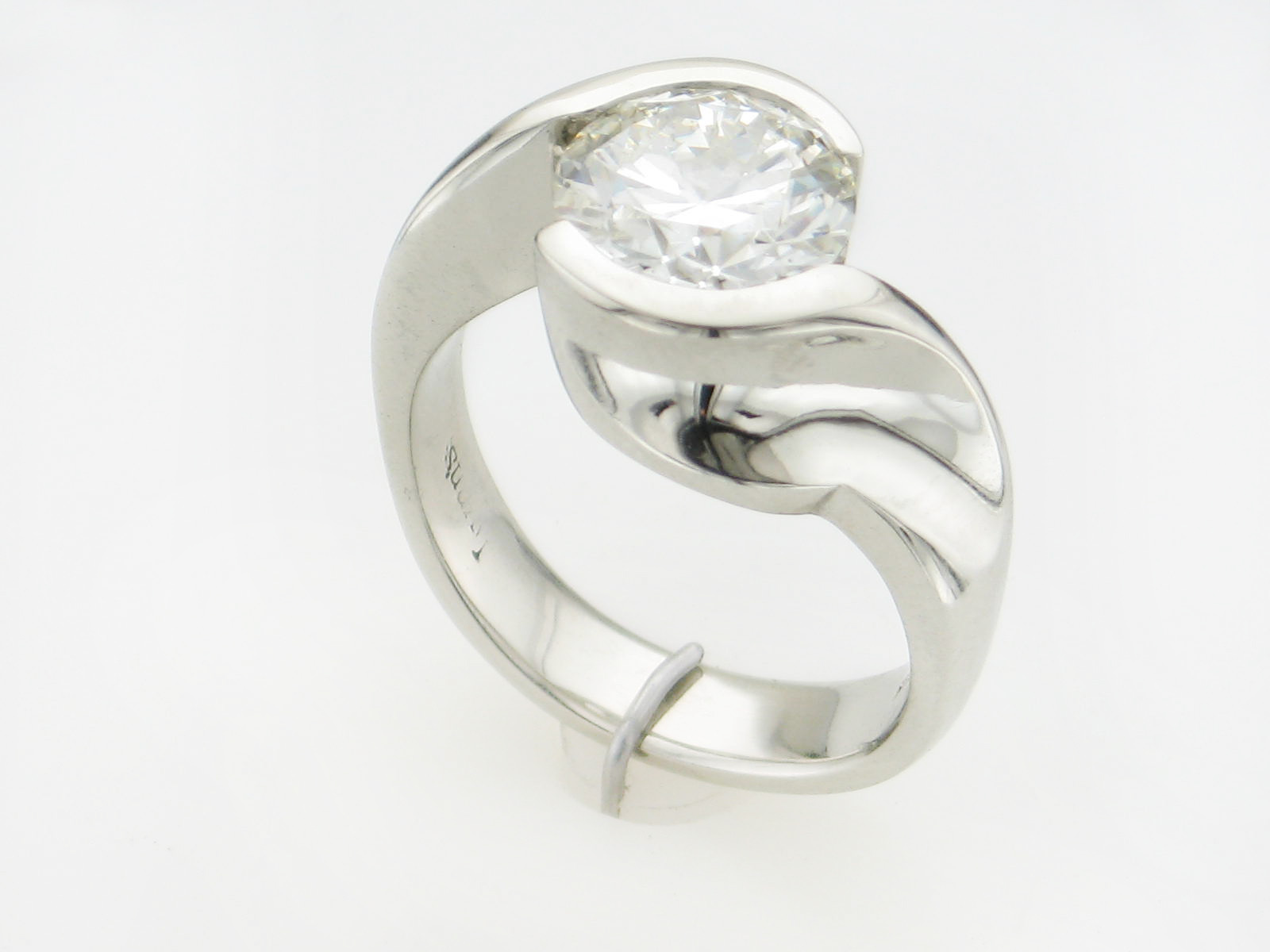 diamond split bezel ring