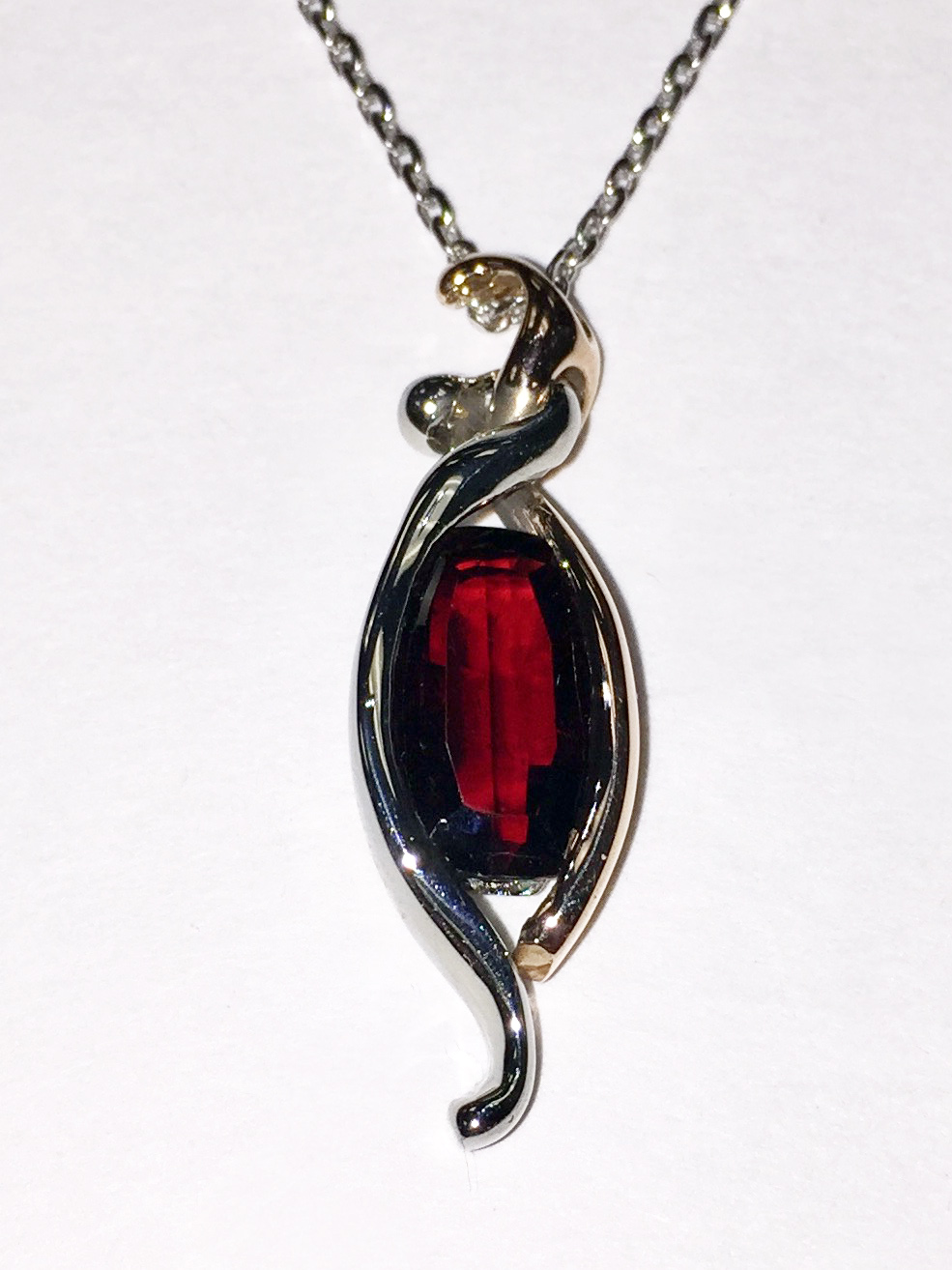 garnet pendant