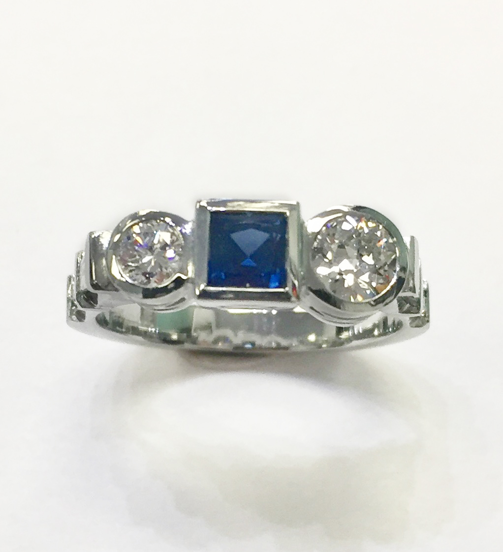 blue sapphire ring