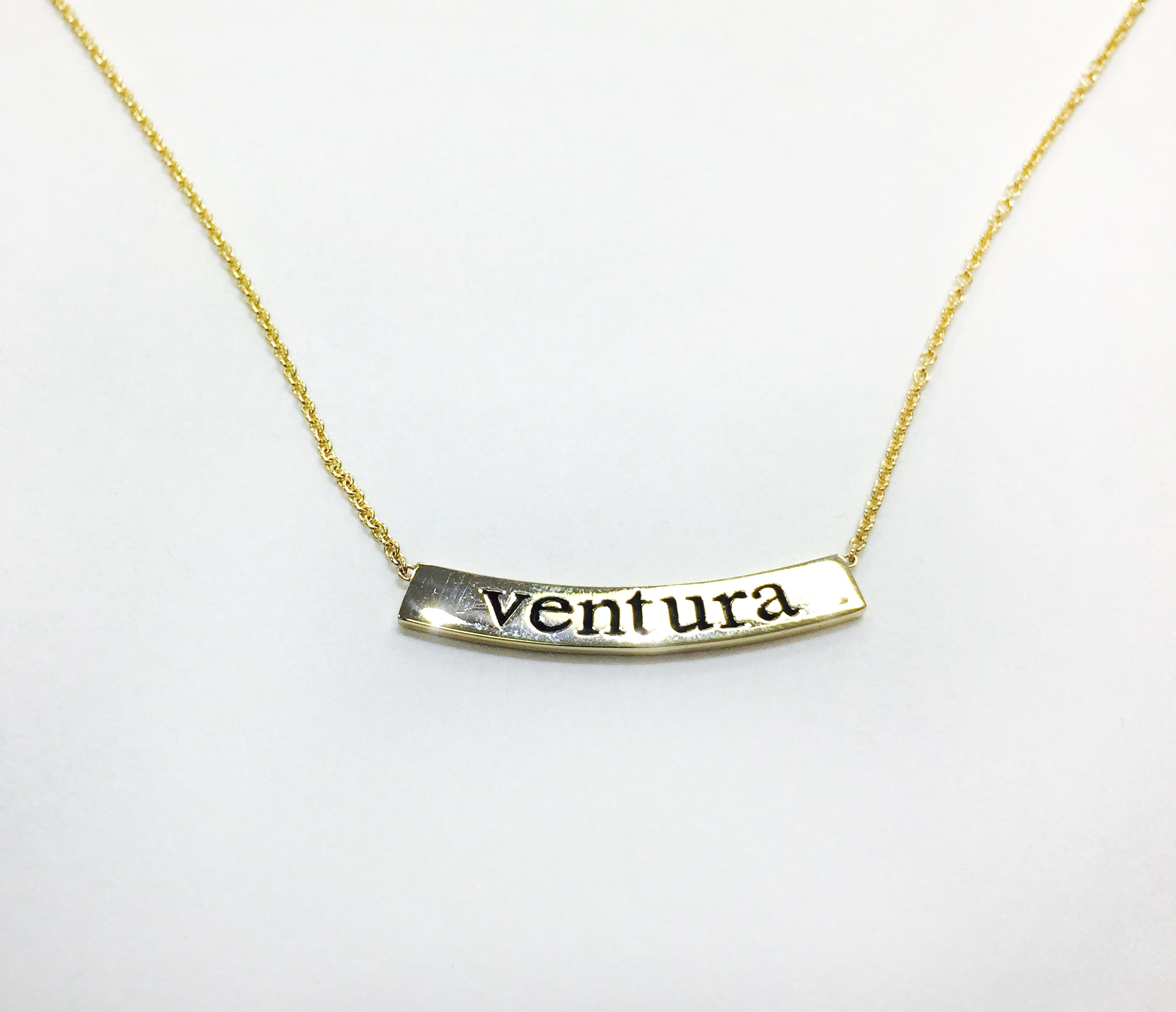 "Ventura" pendant