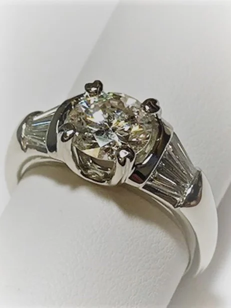 Hilf-ring.jpg