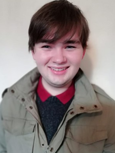 _0015_Thomas-Comber.png