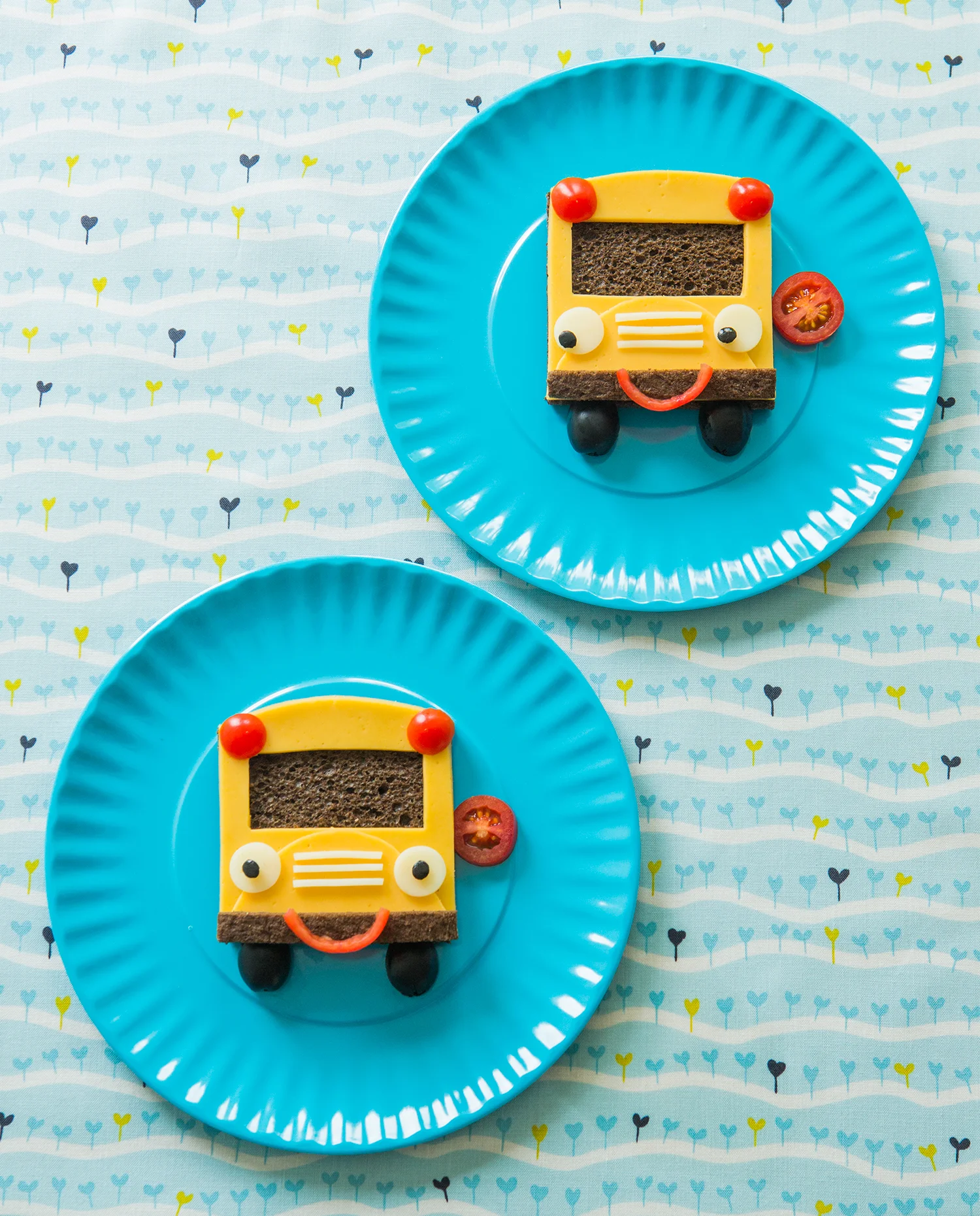 12 school bus sammies.jpg