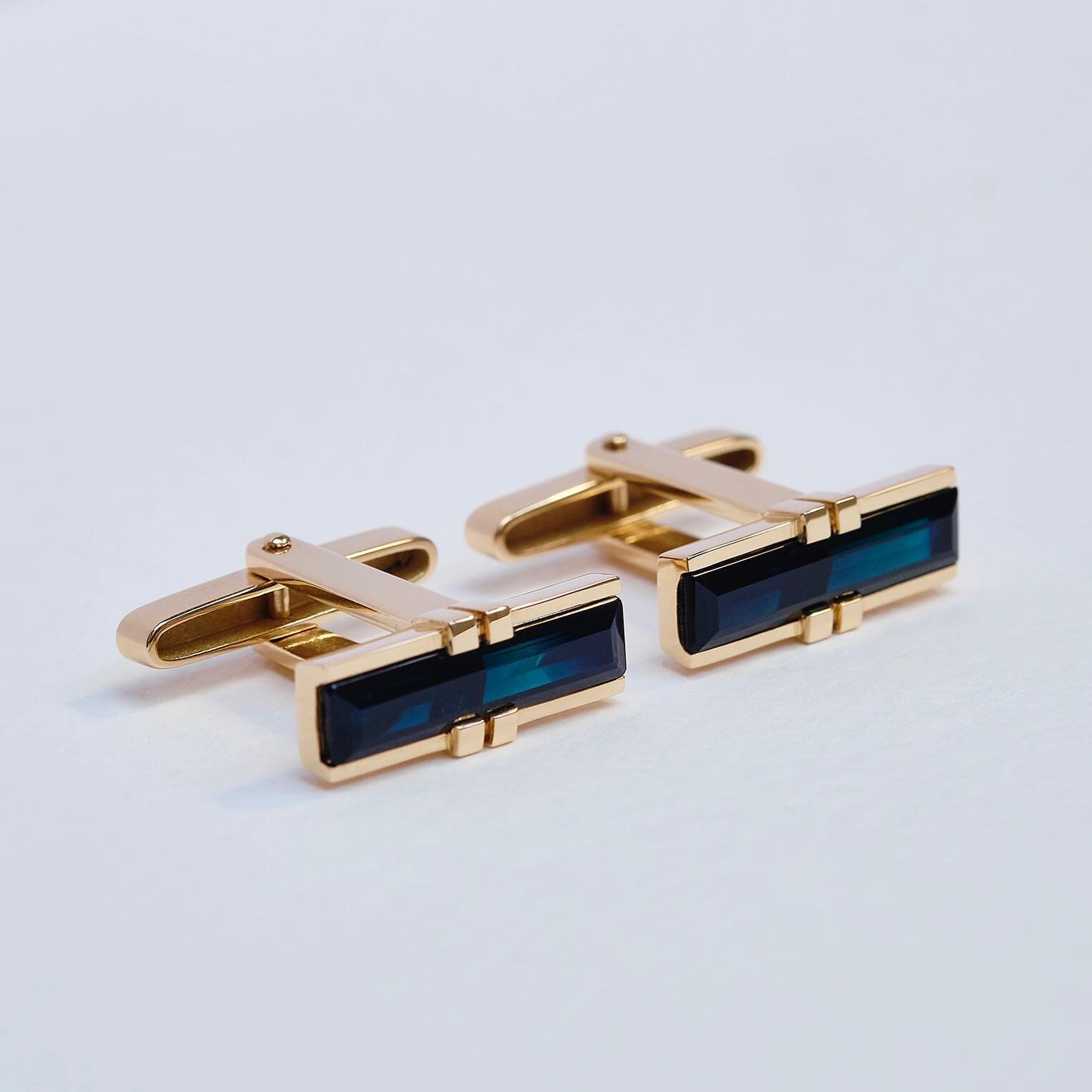 Gentlemen Only. Bespoke cufflinks, 18 cts gold & tourmalines.