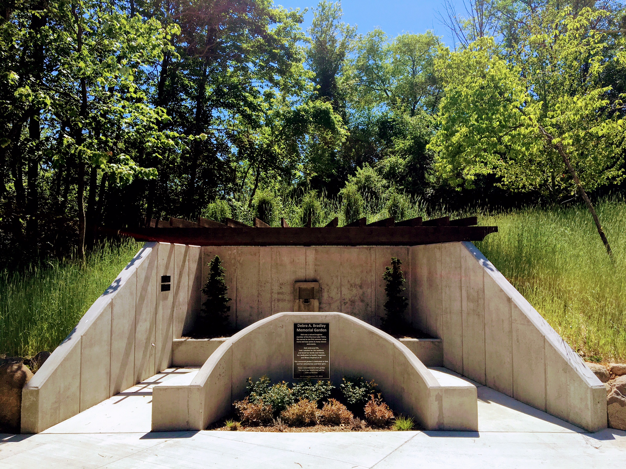 Deb Bradley Memorial Garden. &nbsp;Deb Bradley was a beloved Y member who passed away unexpectedly. &nbsp;The Memorial Garden is available for members to sit in a place of peace and contemplation.