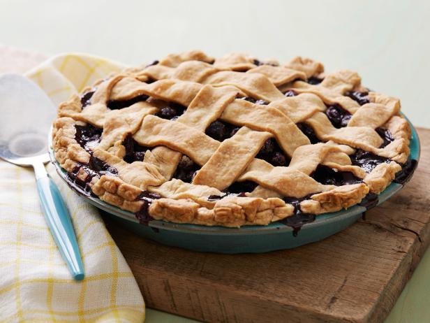 blueberry pie.jpeg
