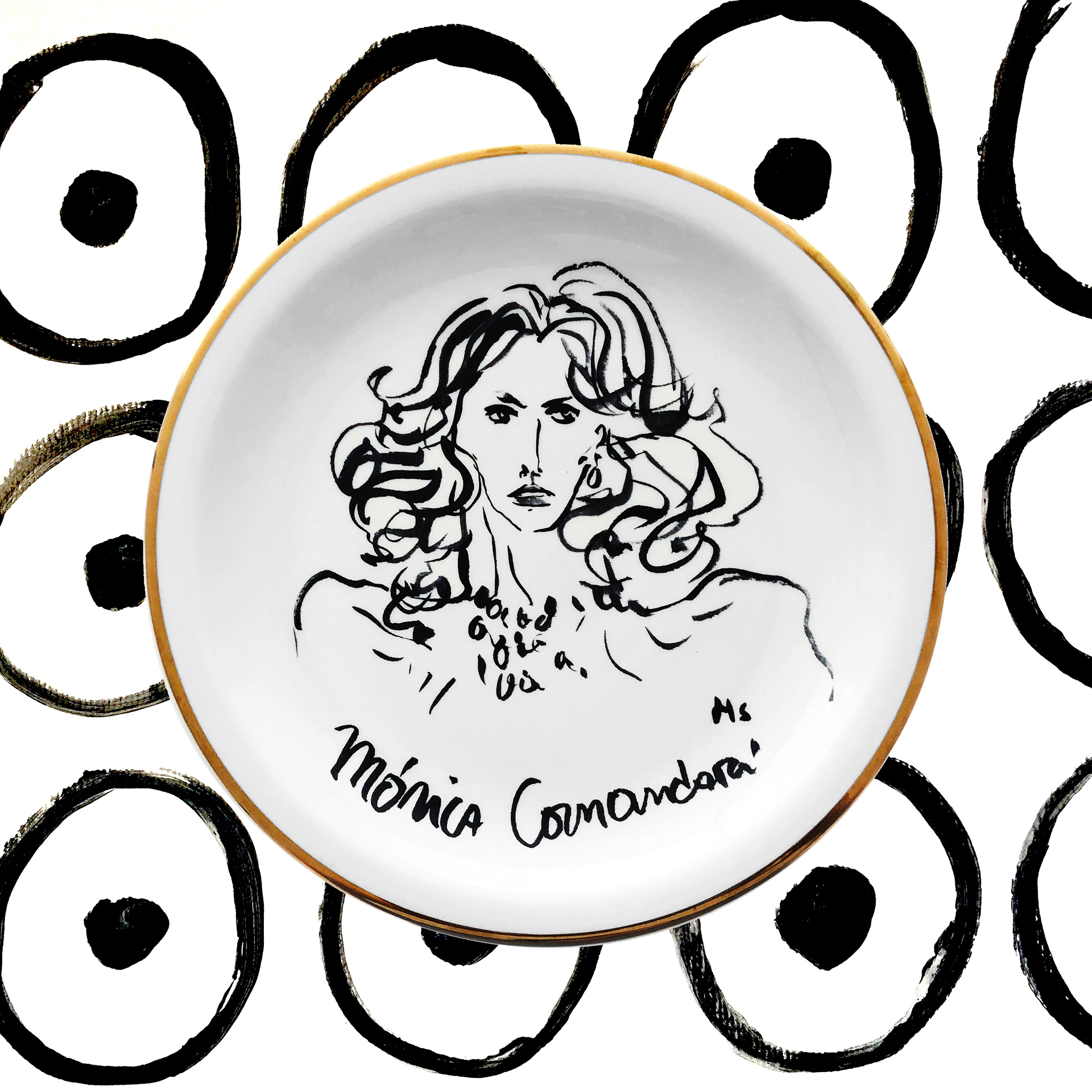 monica comandari.png