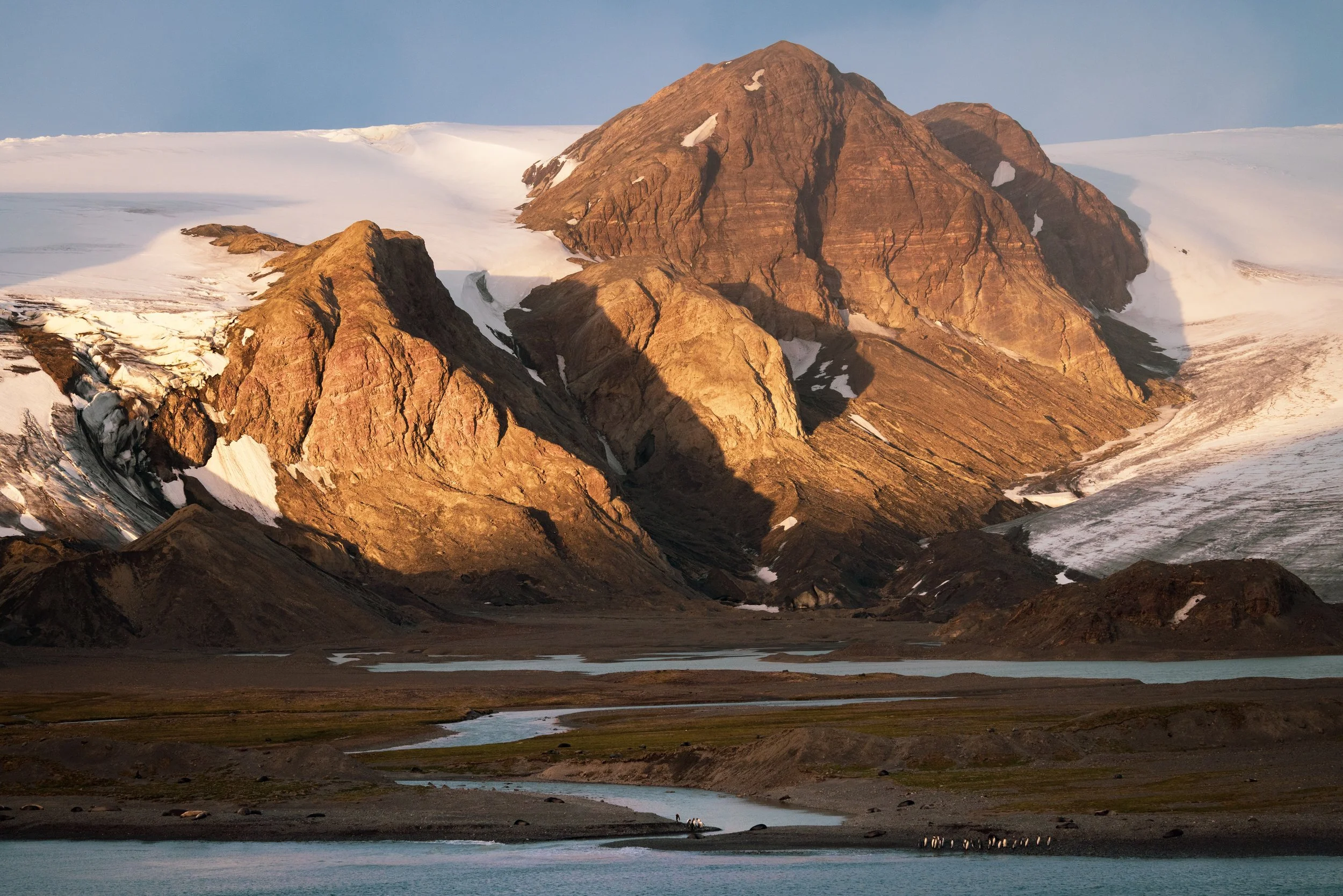 H06A2813 2_Compressed.jpg