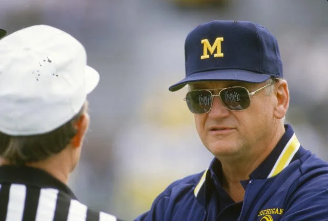 Le discours de Bo Schembechler : Une vision transcendante de l'équipe pour le monde de l'entreprise 