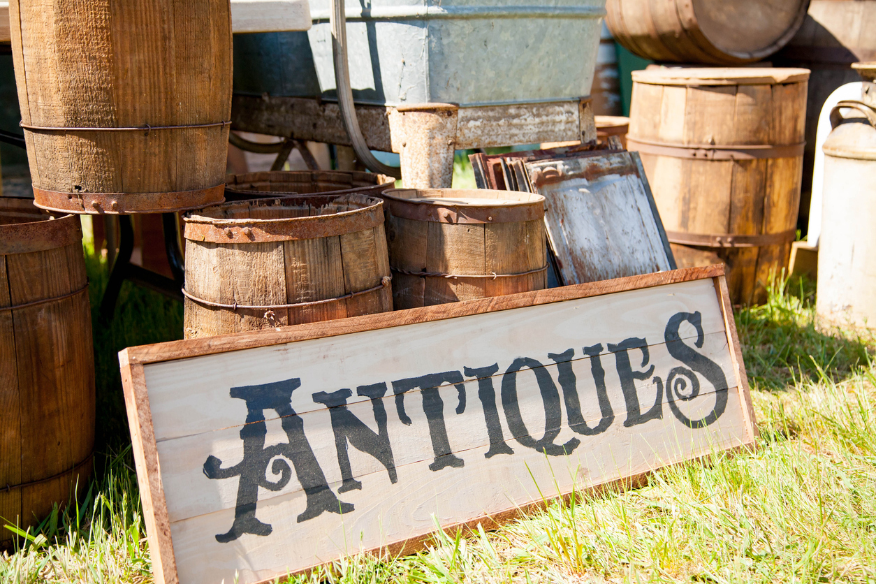 antiquesphoto.jpg