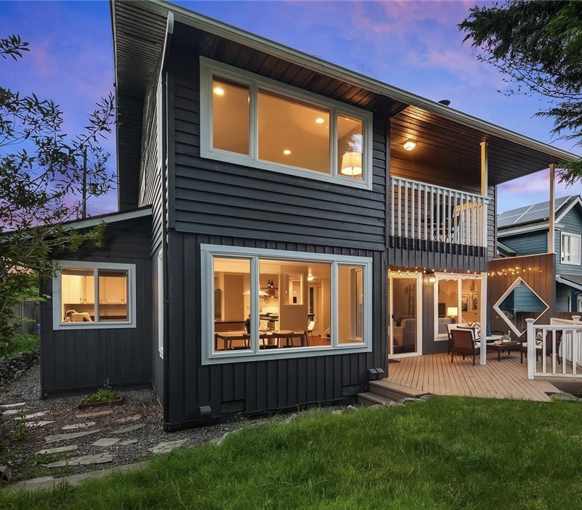 711 N 65th St, Seattle | Sold for $932,000