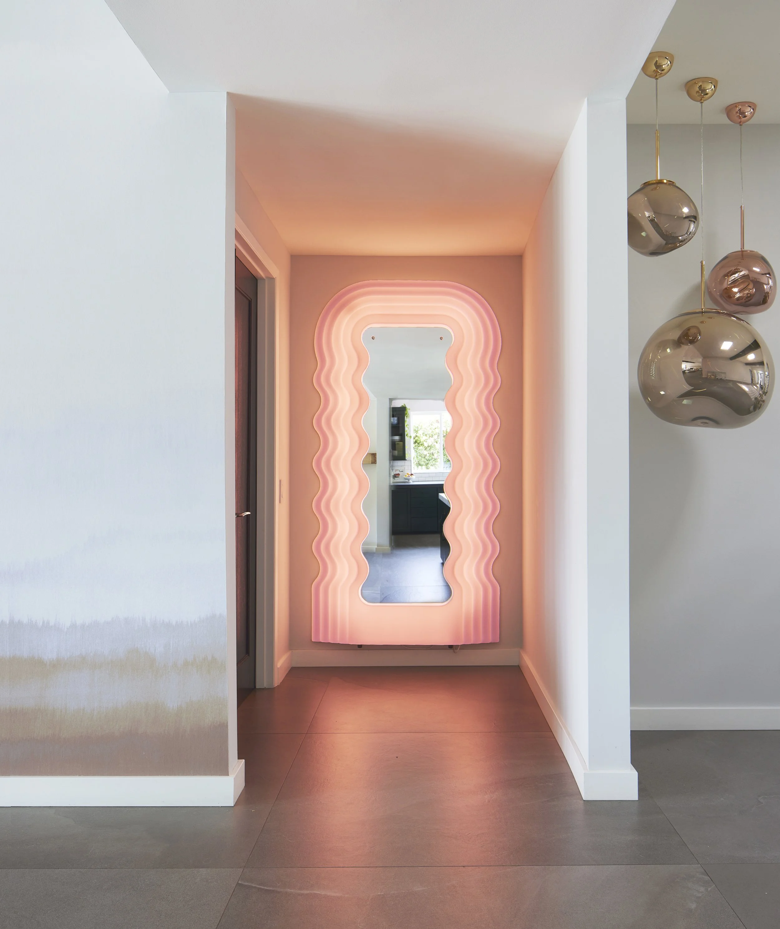 KV Whale3073_JP-retouched_5_11_cropped.jpg