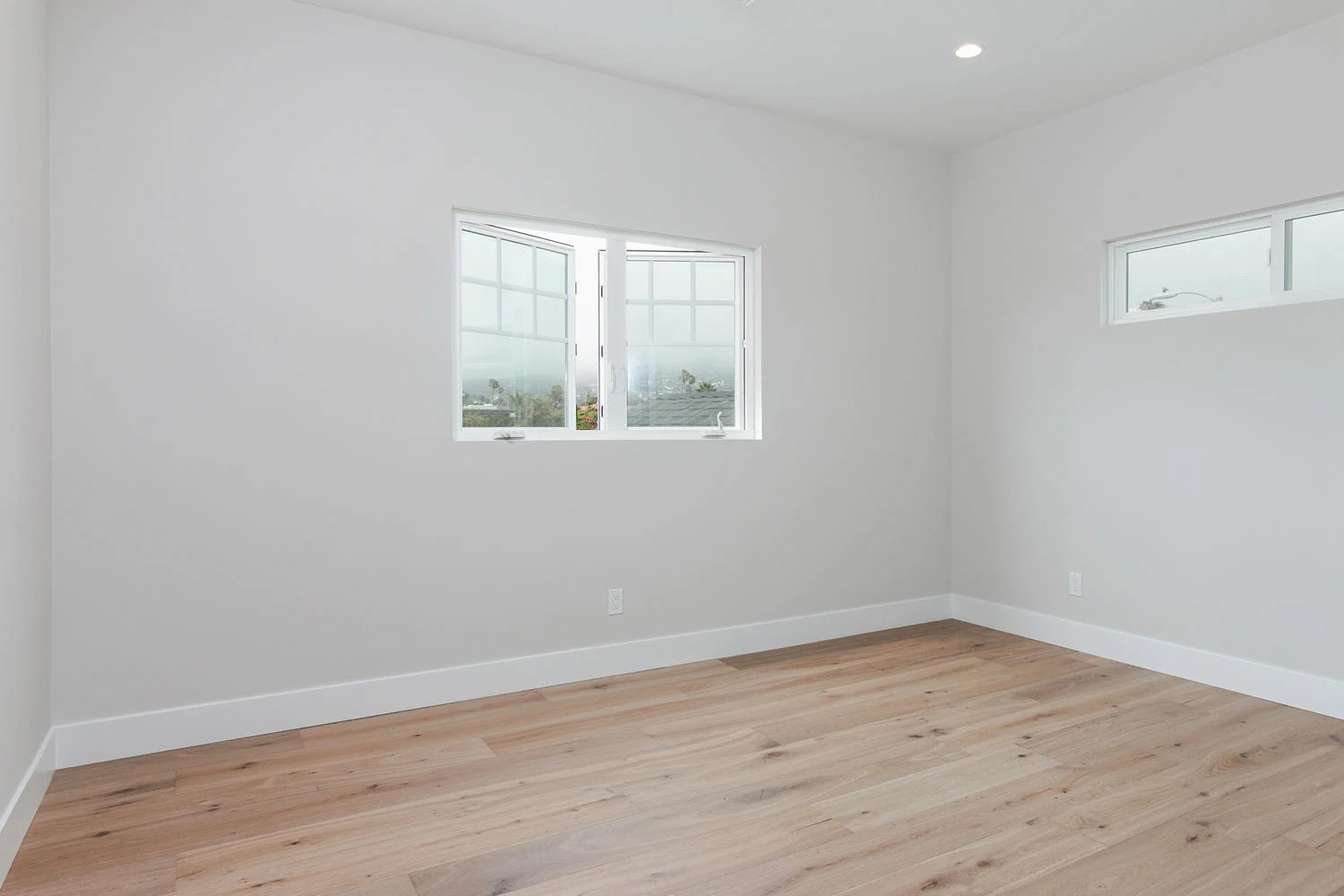 1054 Bangor Ln-032-016-Bedroom-MLS_Size.jpg