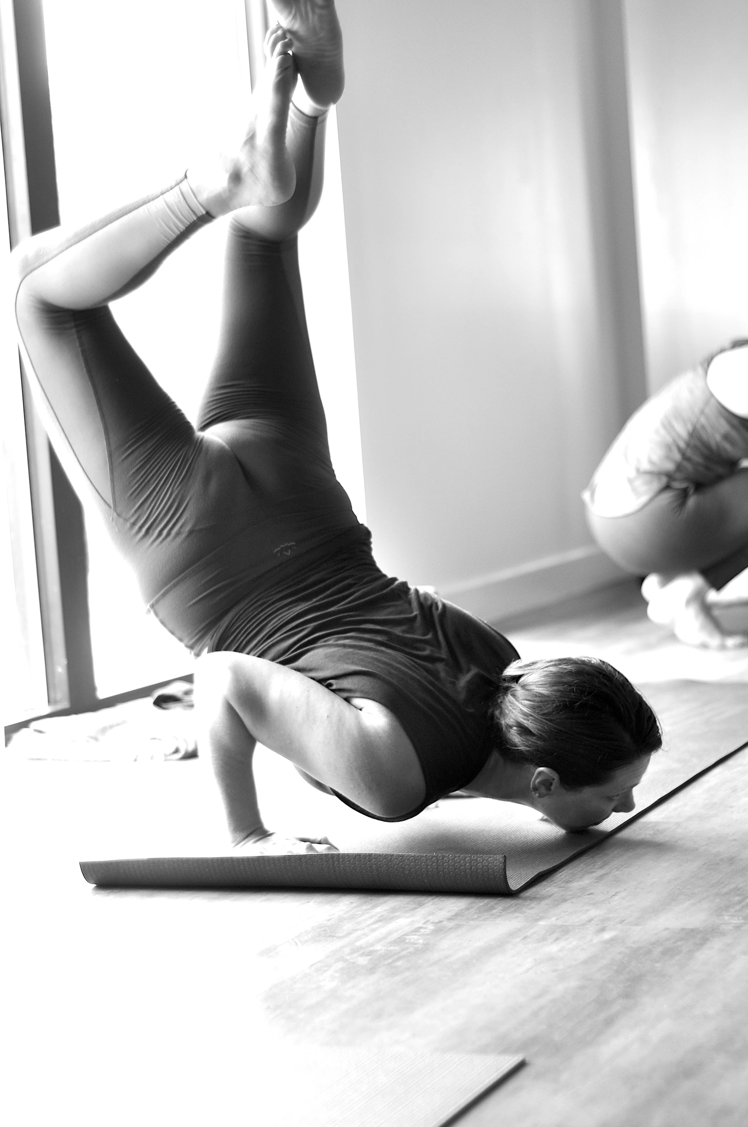 ILY ARM BALANCE2.JPG