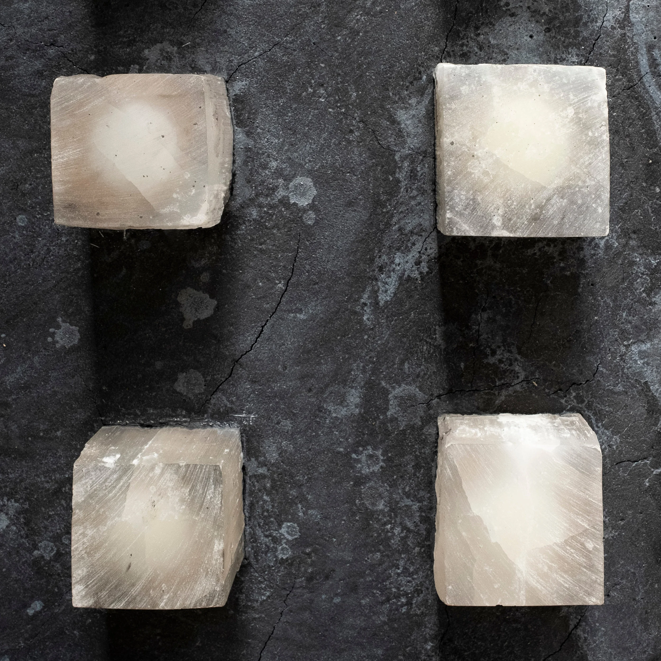SELENITE CUBE GRID_11.jpg