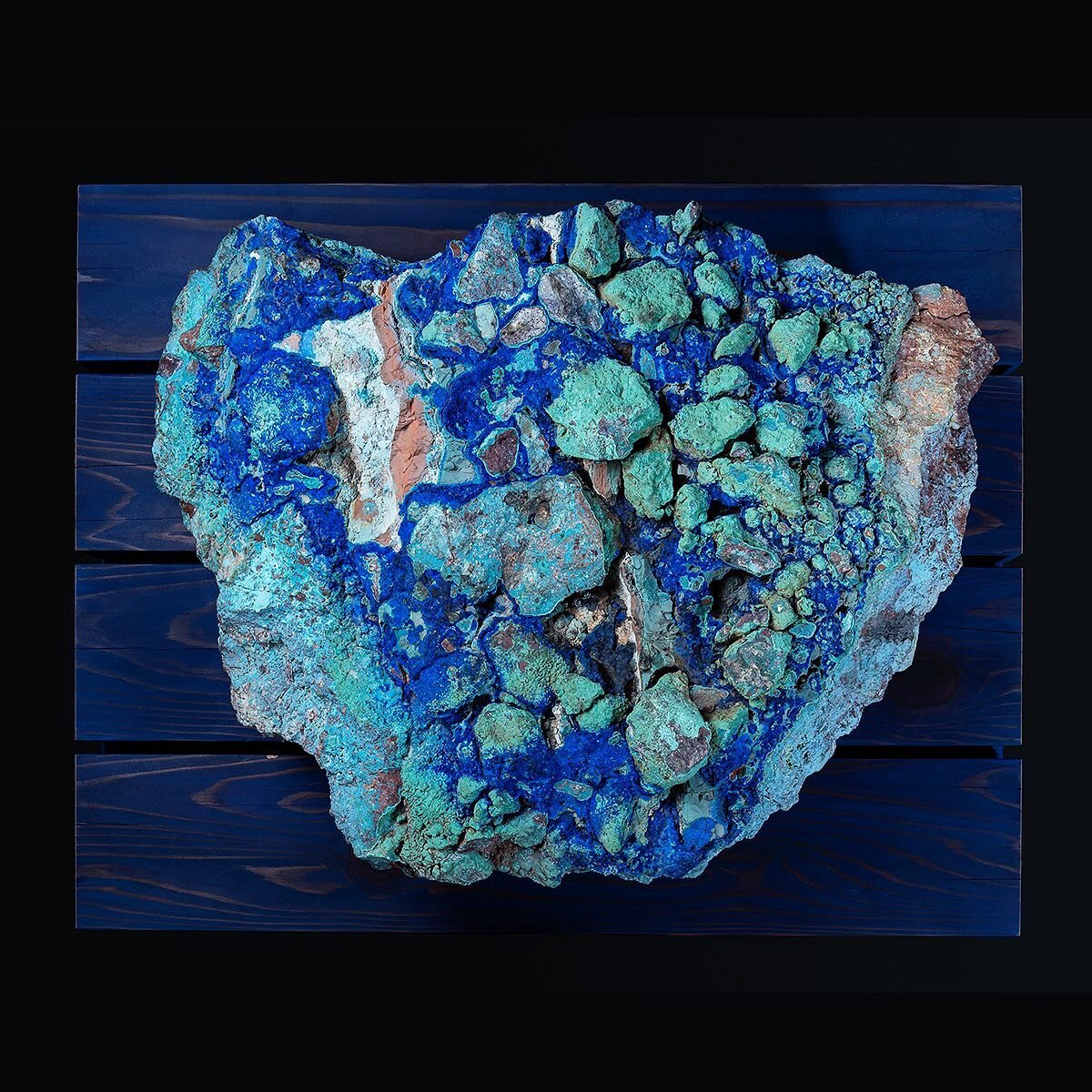 AZURITE- EARTH ALTAR
aerial view
22&rdquo;x30&rdquo;x24&rdquo;
rock- 116 lbs 
-
Azurite excavated from the Copper Mountain Mining District. Morenci, Arizona. 
Earth Altar constructed from California Redwood