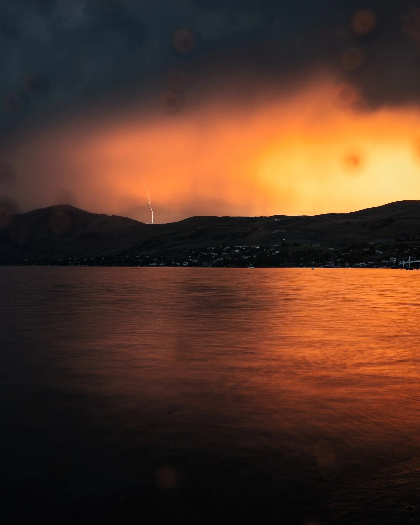 You'd think I'd learn by now not to micro-adjust my tripod/camera settings during a timelapse of lightning. Will I ever learn? Repeating this every storm says no. ➼➼➼➼➼➼➼➼➼➼➼➼
➼
➼
➼
➼ #lifeofadventure #adventurehere #stayandwander #traveljunkie #stor