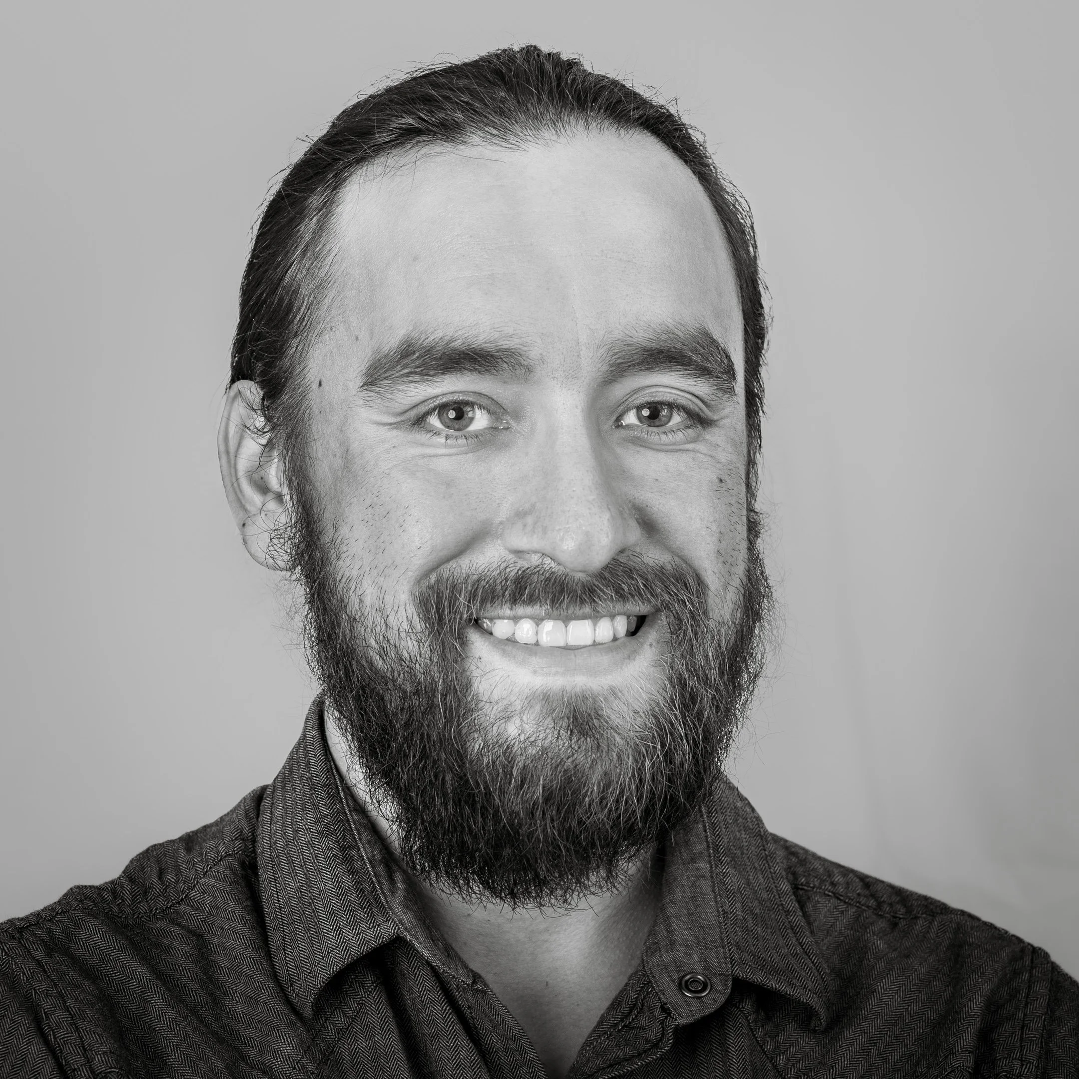 Victor Portrait - Energy Economics-2.jpg