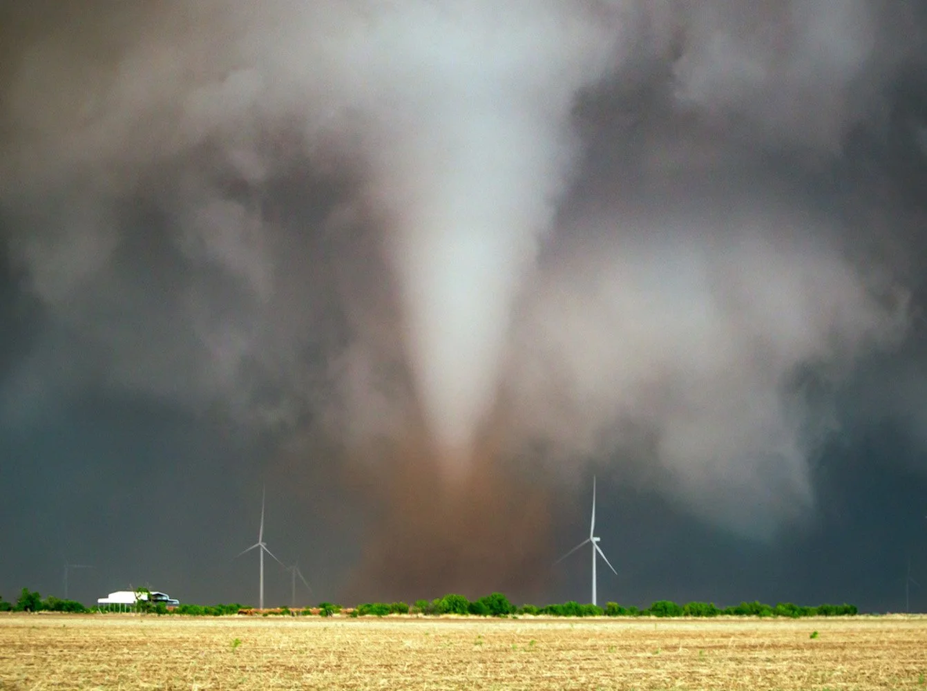 2028 Tour 2B - I Can't Tell If It's A Tornado Or Not Tour - Small Group Tour