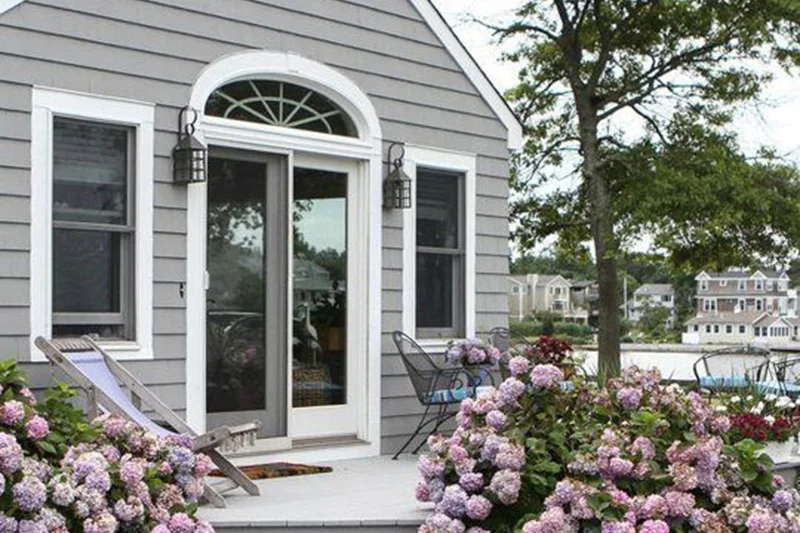 header_beachcottage.jpg