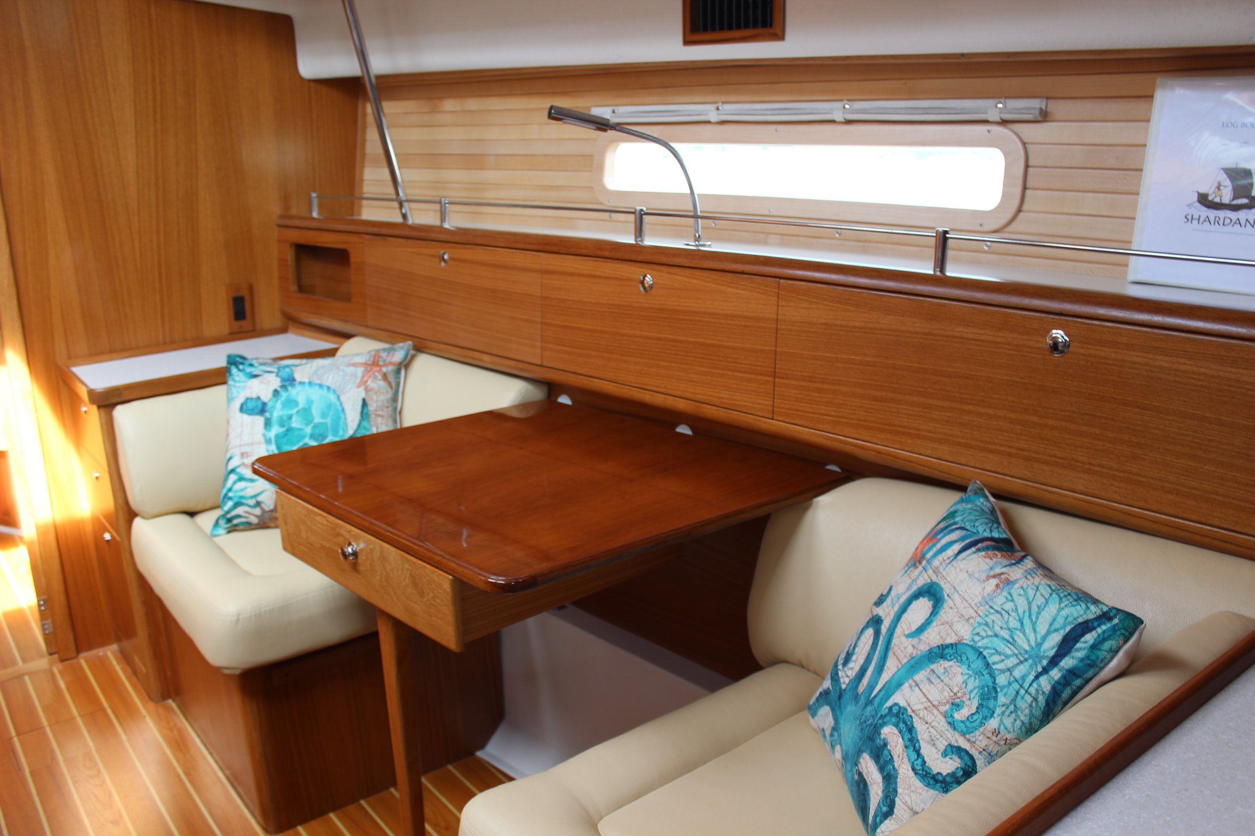 Shardana Cocktail Table Converts to a Berth