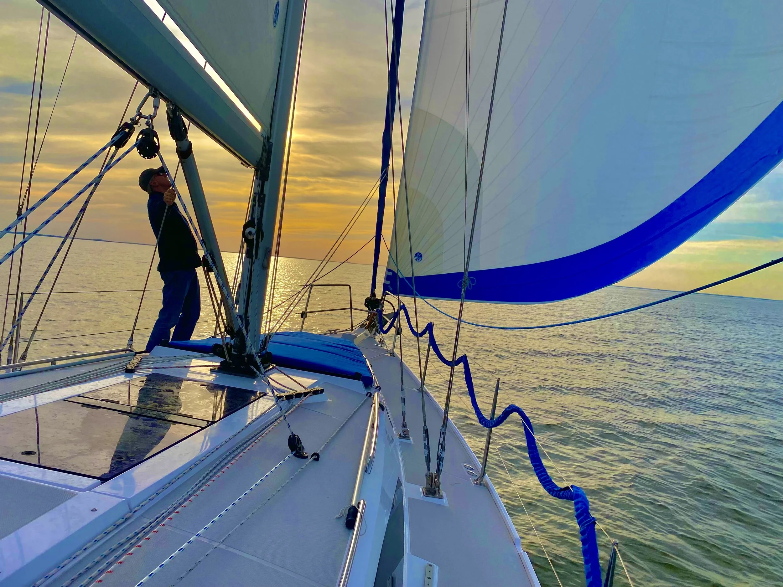 Mid-week sailing vacations on Chesapeake Bay make for an easy and quick adventure getaway for couples, friends and family.