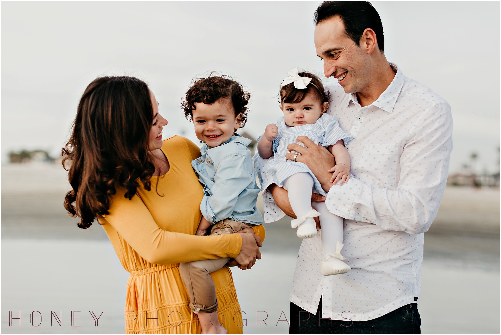 coronado-family-beach-san-diego-portraits20.jpg