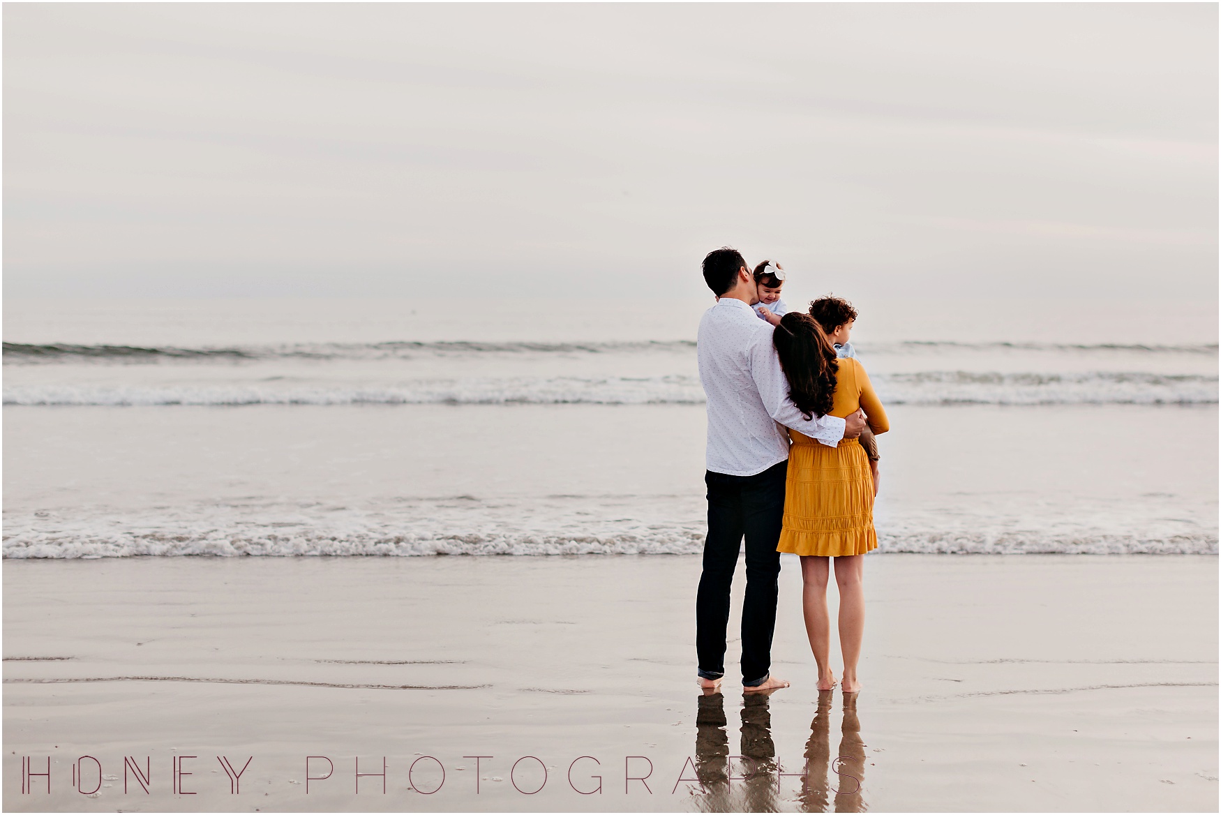 coronado-family-beach-san-diego-portraits23.jpg