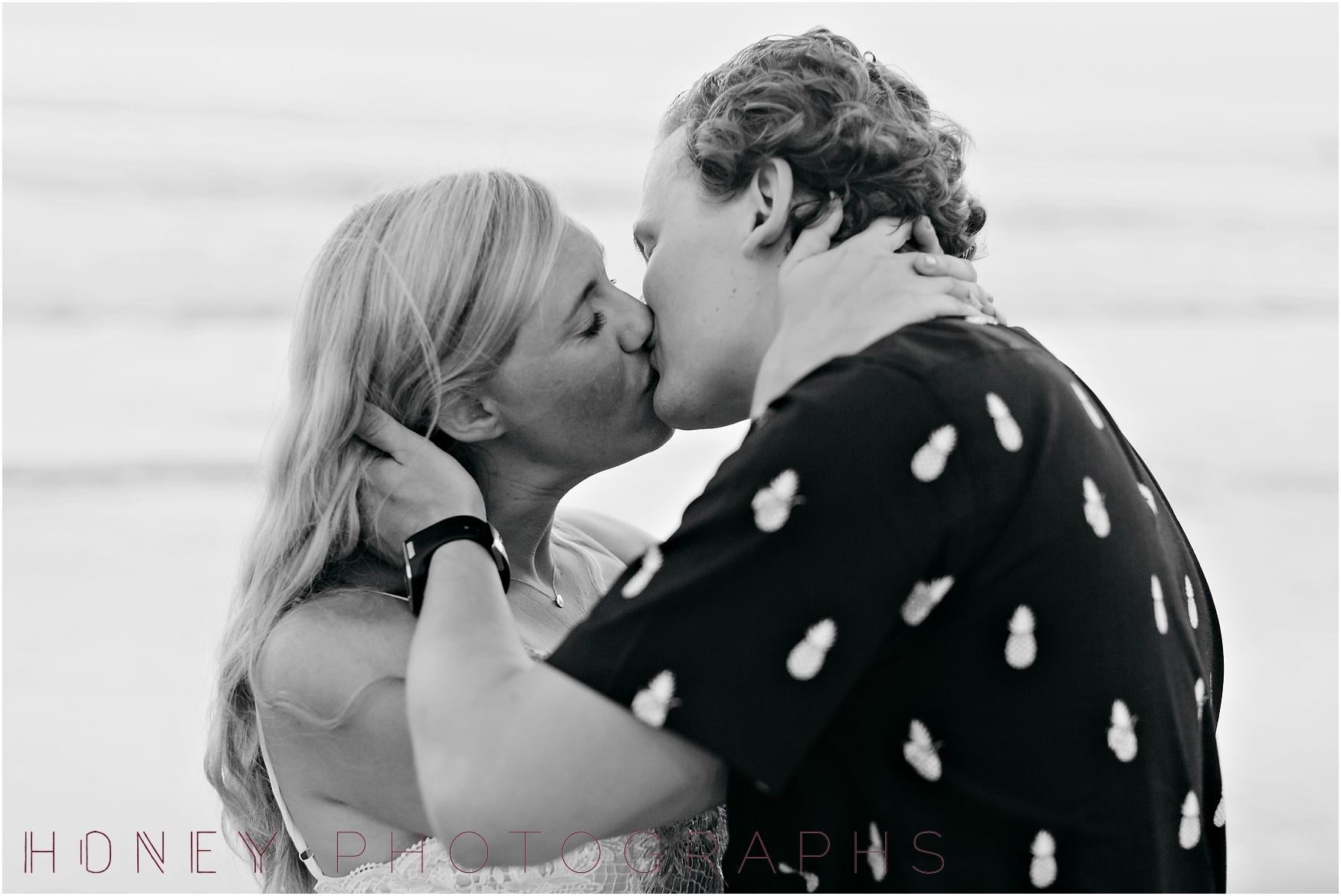 del_mar_beach_tropical_downtown_engagement029.jpg