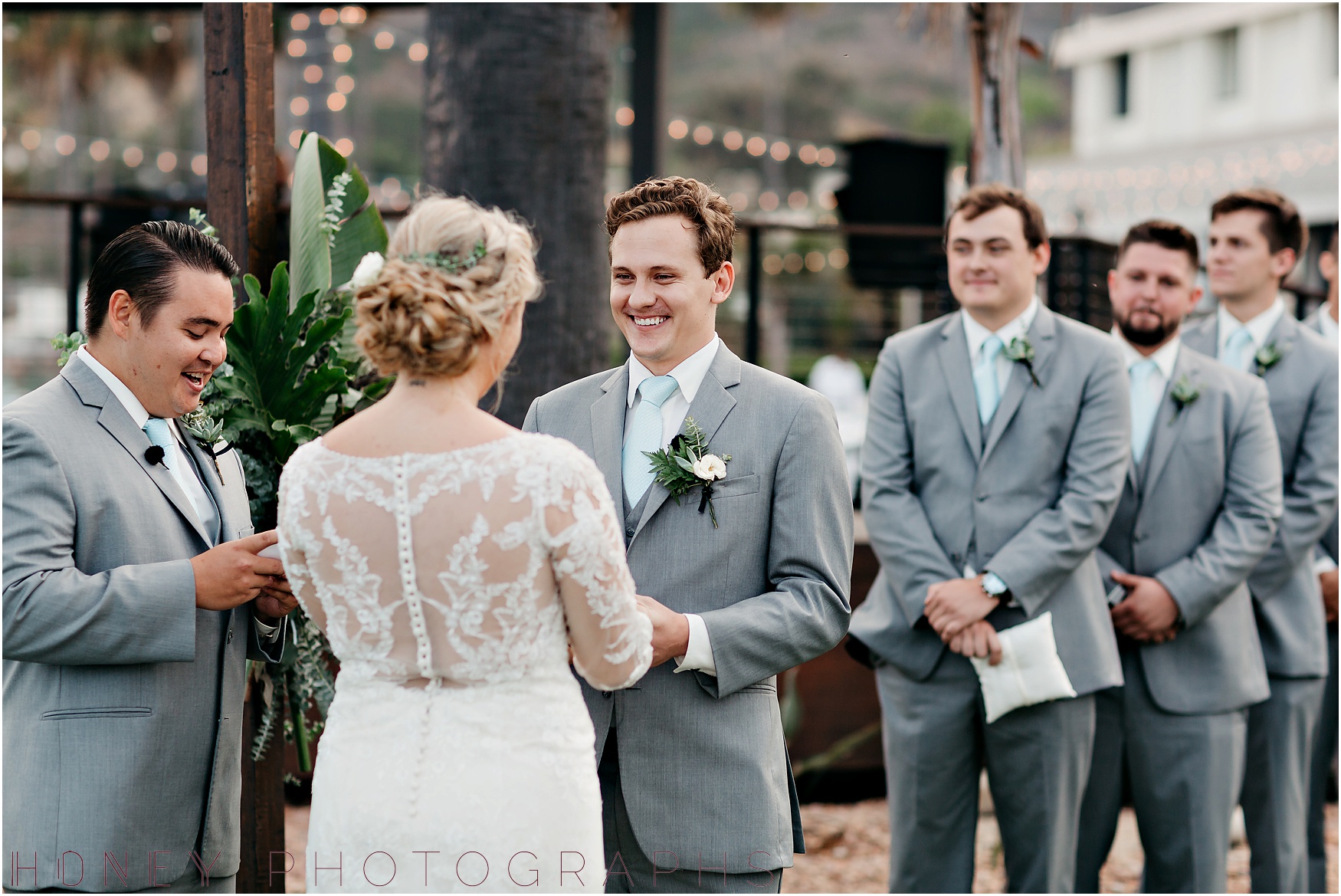 oceanview_point_loma_tropical_beach_ocean_wedding032.jpg