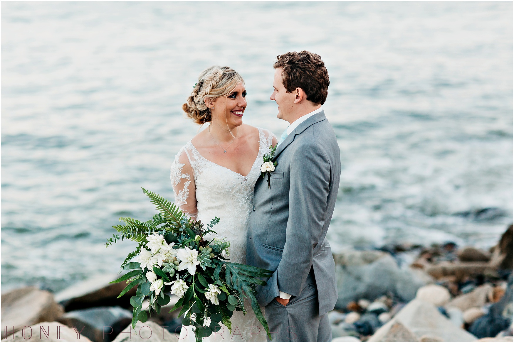 oceanview_point_loma_tropical_beach_ocean_wedding041.jpg