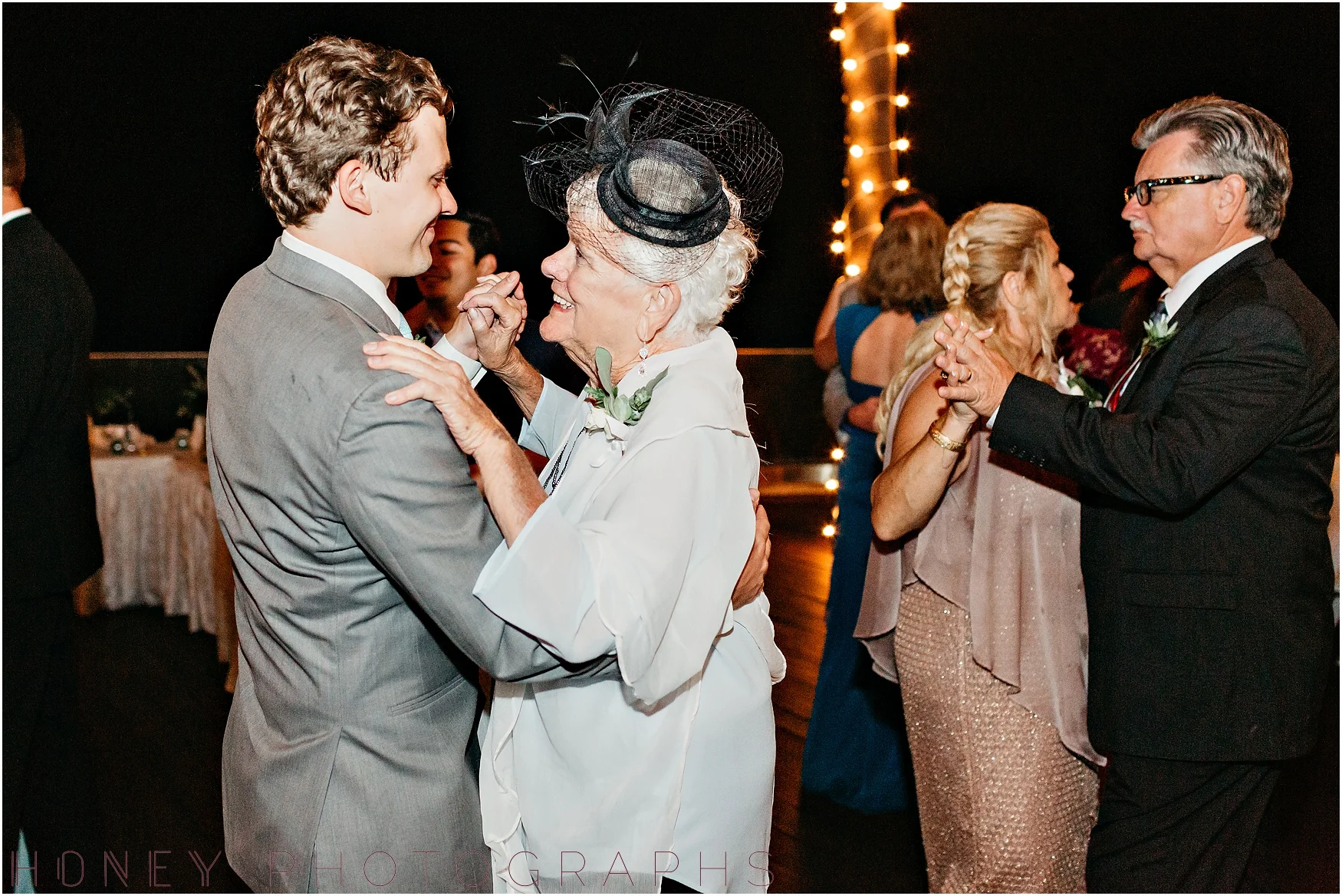 oceanview_point_loma_tropical_beach_ocean_wedding062.jpg