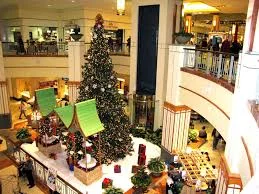 Christmas Eve at The Mall