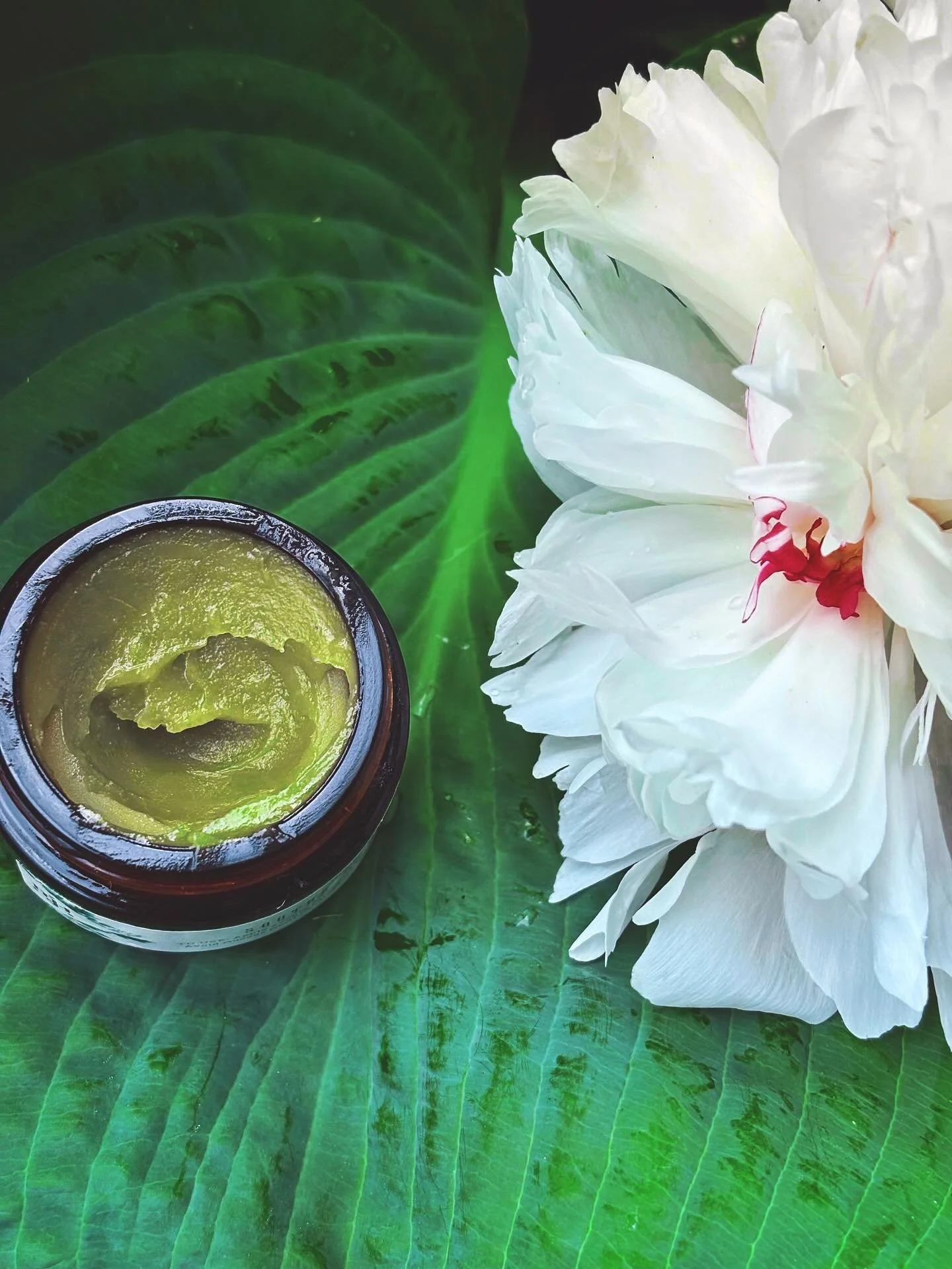 It&rsquo;s true. I&rsquo;m getting married in less than 3 weeks 💍🎊💍 and you better believe I&rsquo;m in hot pursuit of that bridal glow. Carefully of course 😅 plopping myself in the sun with SPF whenever possible.

But ya know, easy to overdo it 