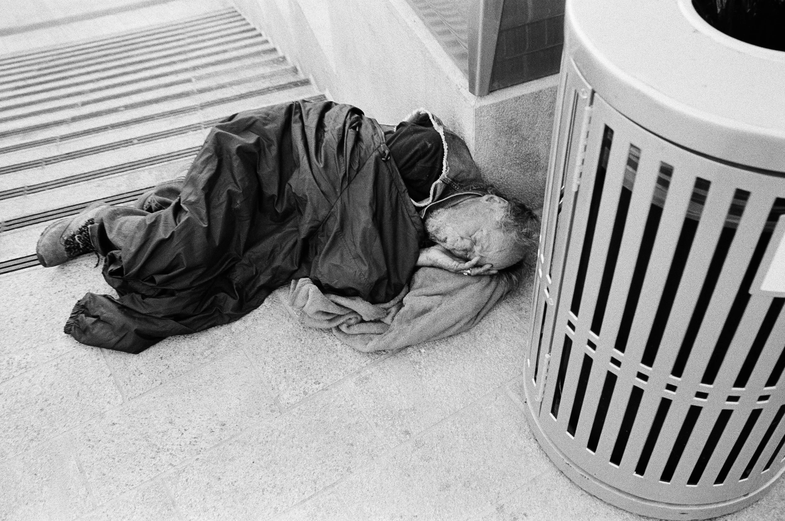 400tx_1669-resized-10.jpg
