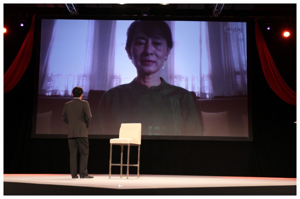 Aung-San-Suu-Kyi_video screen_YPO Summit 2013.jpg