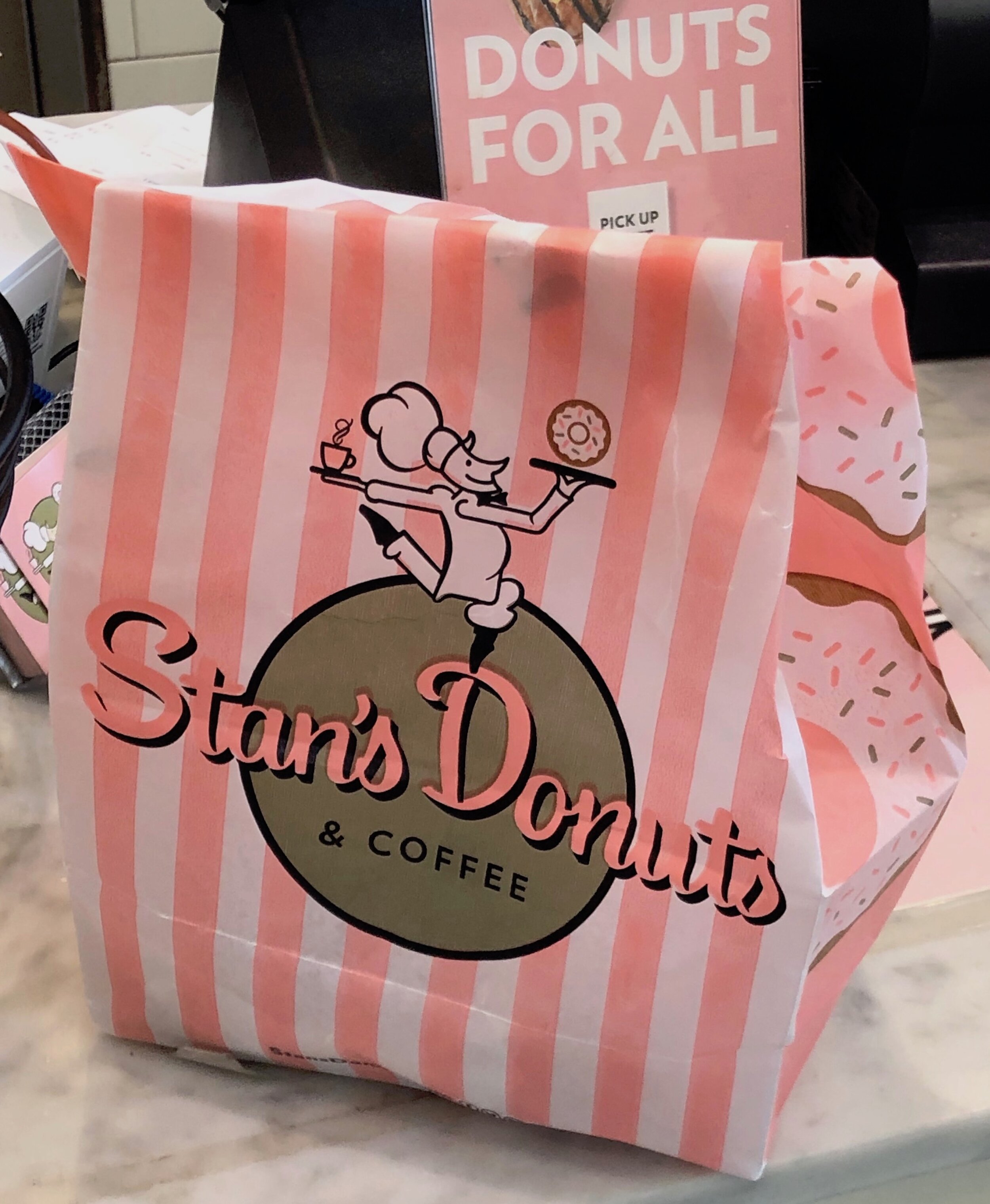 Stans_Donuts.jpg