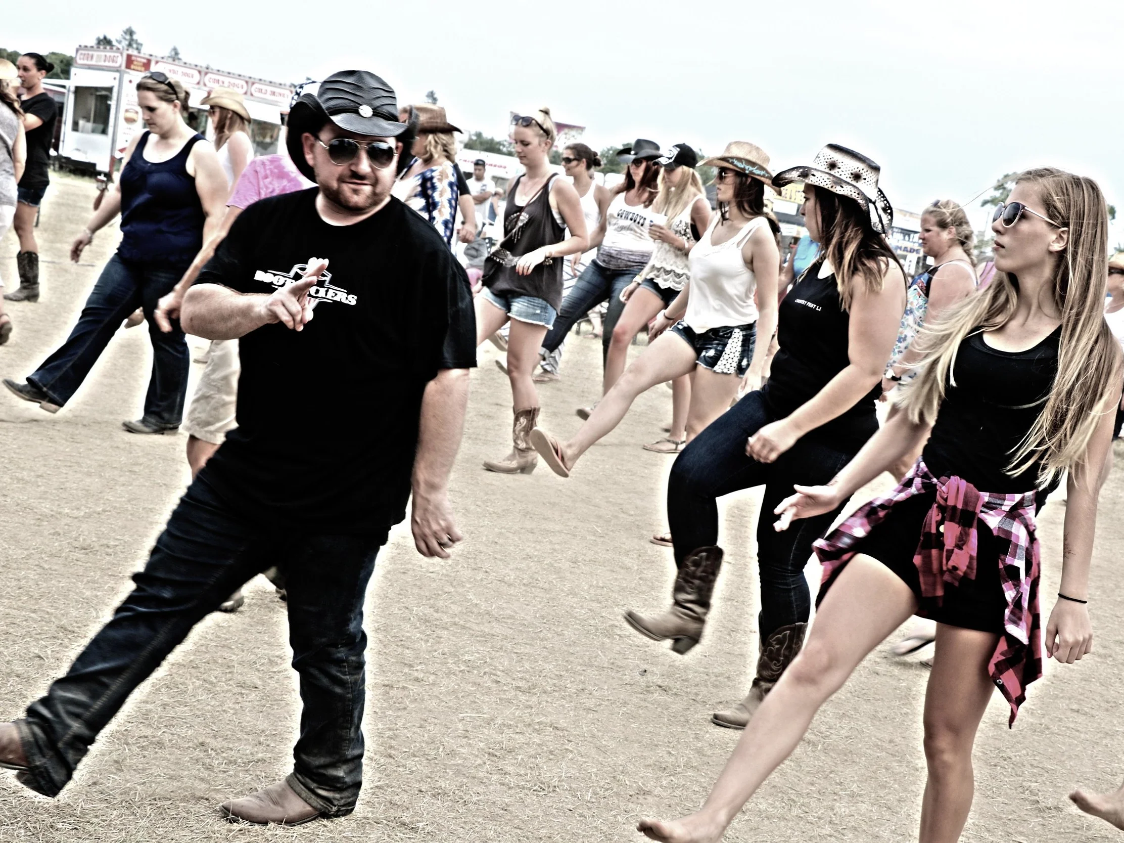 Enjoy the best line dancing lessons by the LI Classic Country team all weekend long. Scroll down for your first lesson!