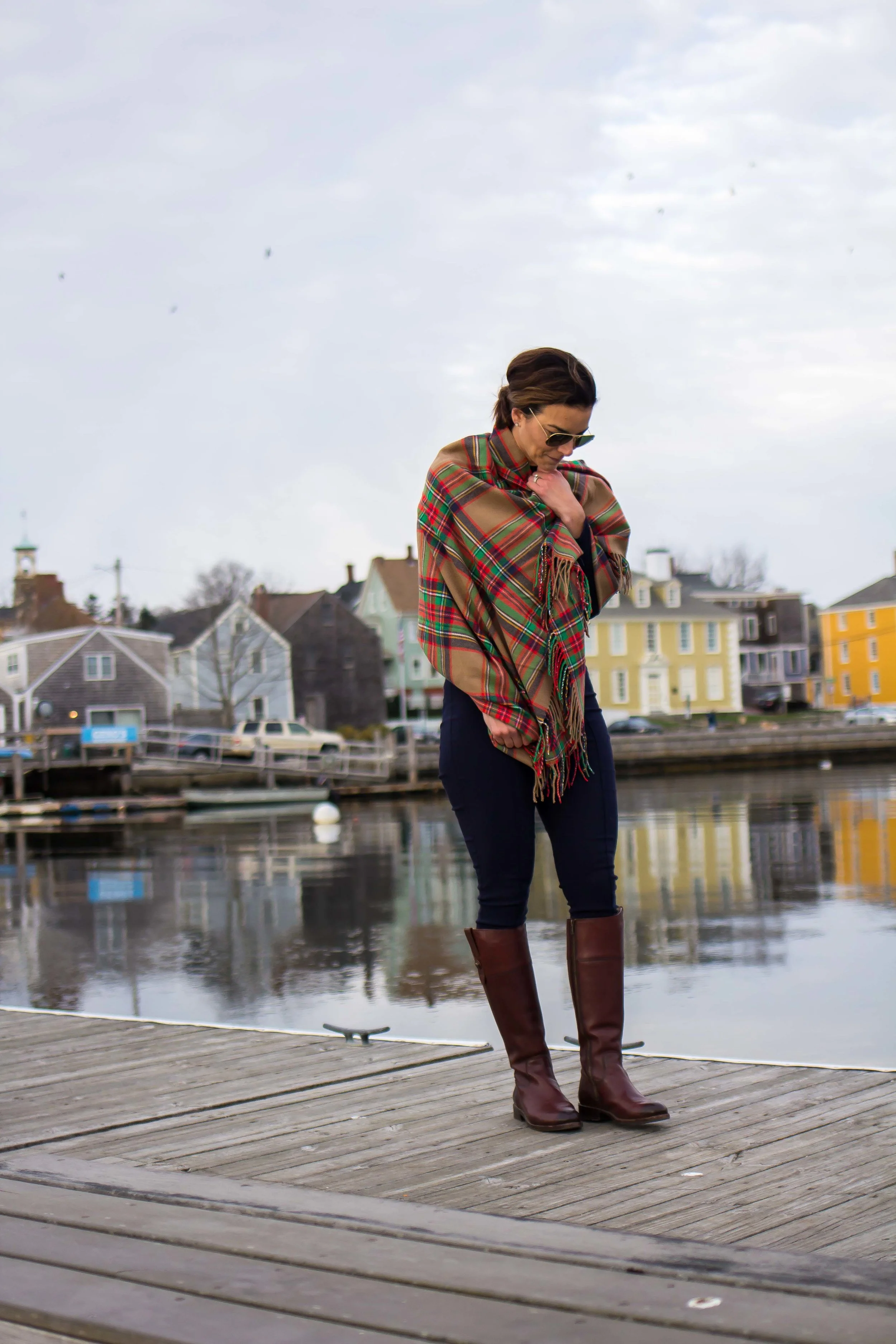 Fall Outfits – Winter Outfits - Plaid Outfit Ideas- Blanket Scarf Outfit – Casual Outfits – Frye Boots Outfit – Fashion for Women – heartandseam.com #heartandseam #fryeboots