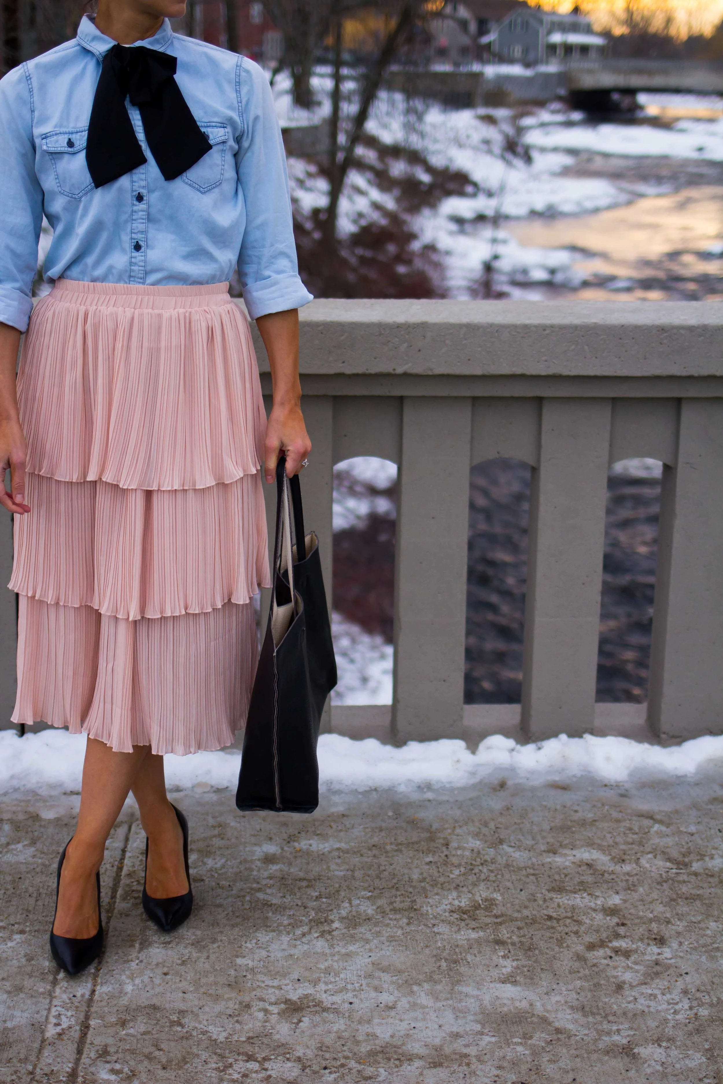 Midi Skirt Outfits - Tiered Skirt Outfits -Ruffle Midi Skirt Outfits - Nude Skirt Outfits - Blush Skirt Outfits - Bow Tie for Women - Bow Tie - Chambray Shirt Outfits - Work Outfits for Women - Fashion for Women - heartandseam.com #heartandseam