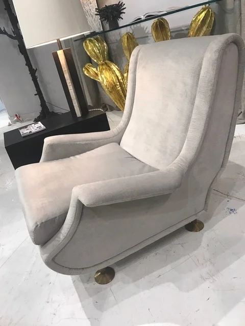 WOW! Marco Zanuso's "Regent" club chair in person!